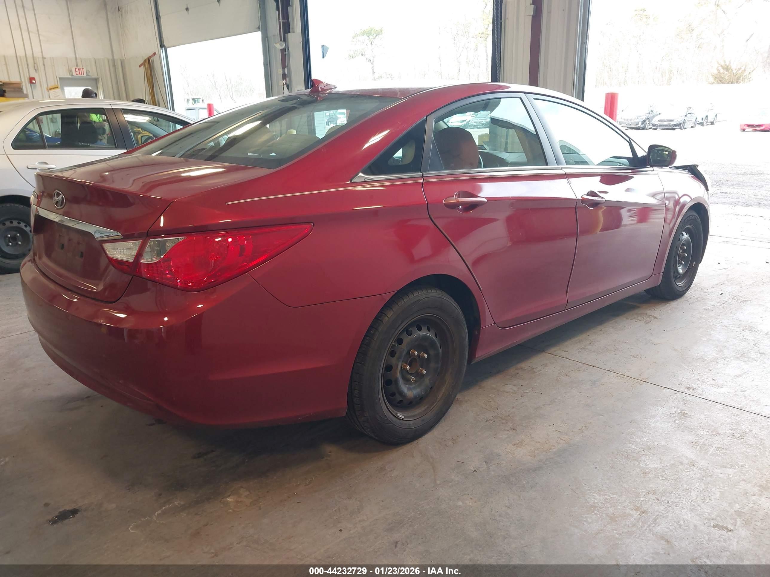 HYUNDAI SONATA image 4
