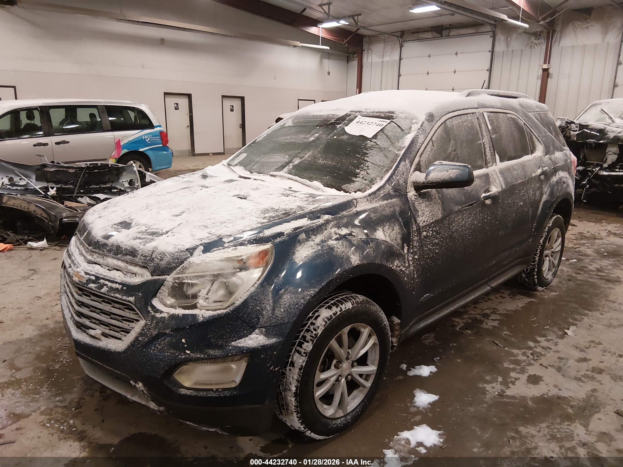 CHEVROLET EQUINOX image 2