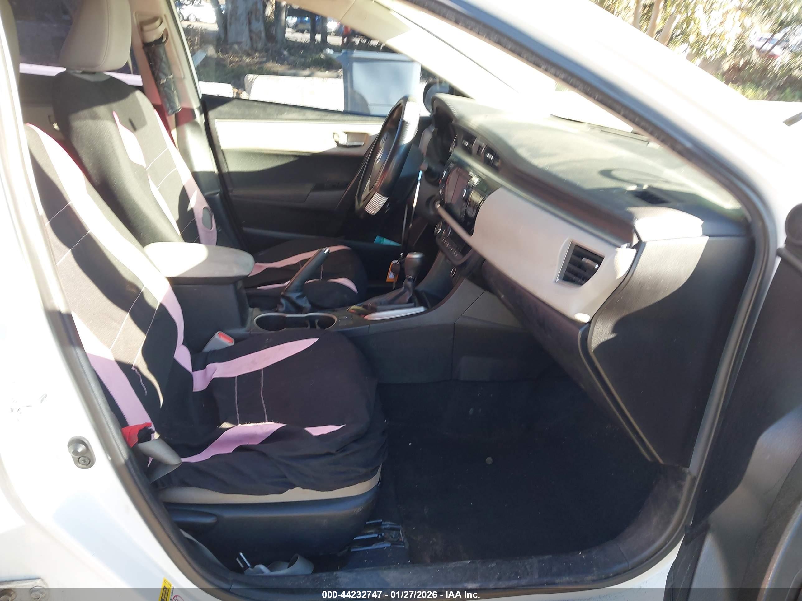 TOYOTA COROLLA image 5
