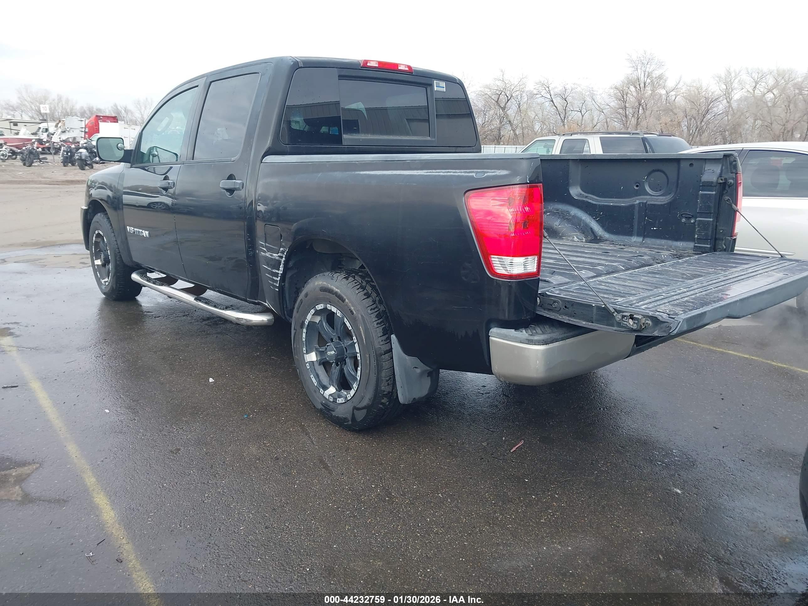 NISSAN TITAN image 3