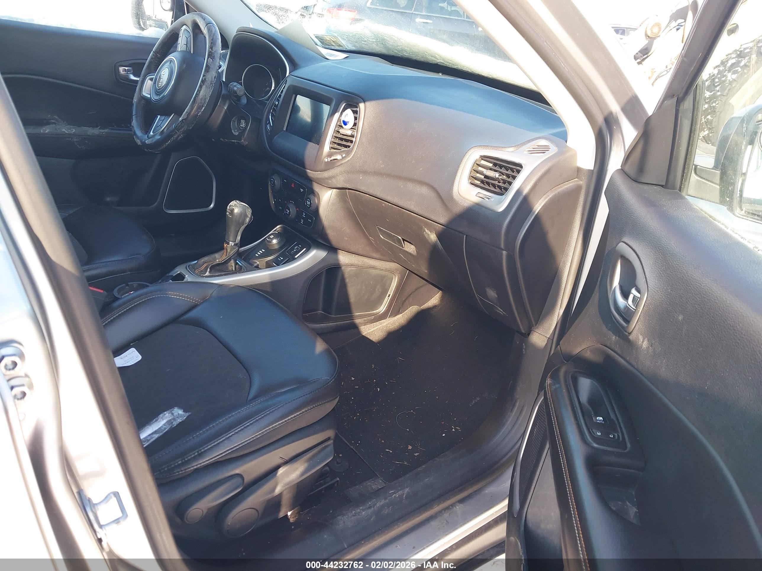 JEEP COMPASS image 5
