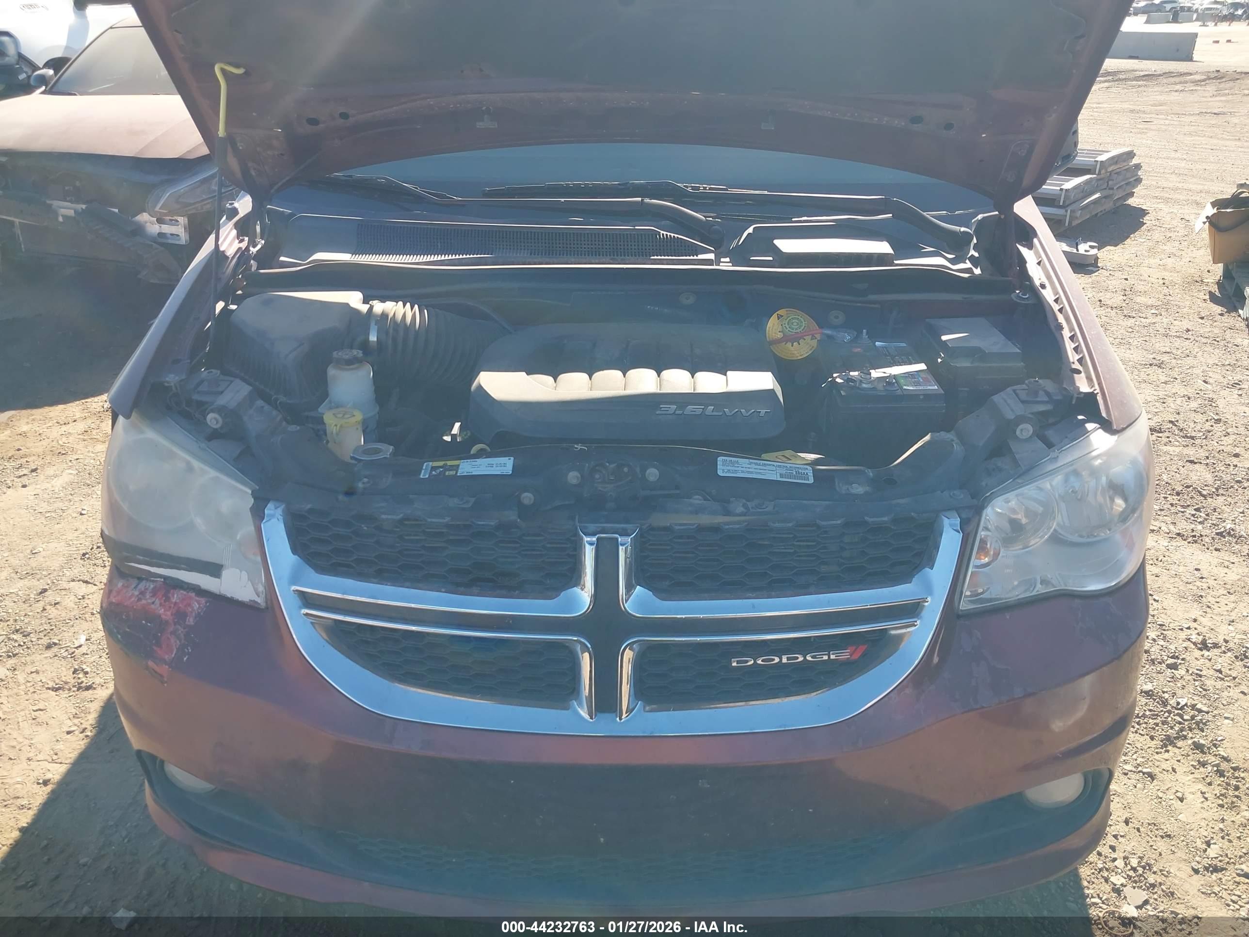 DODGE GRAND image 10