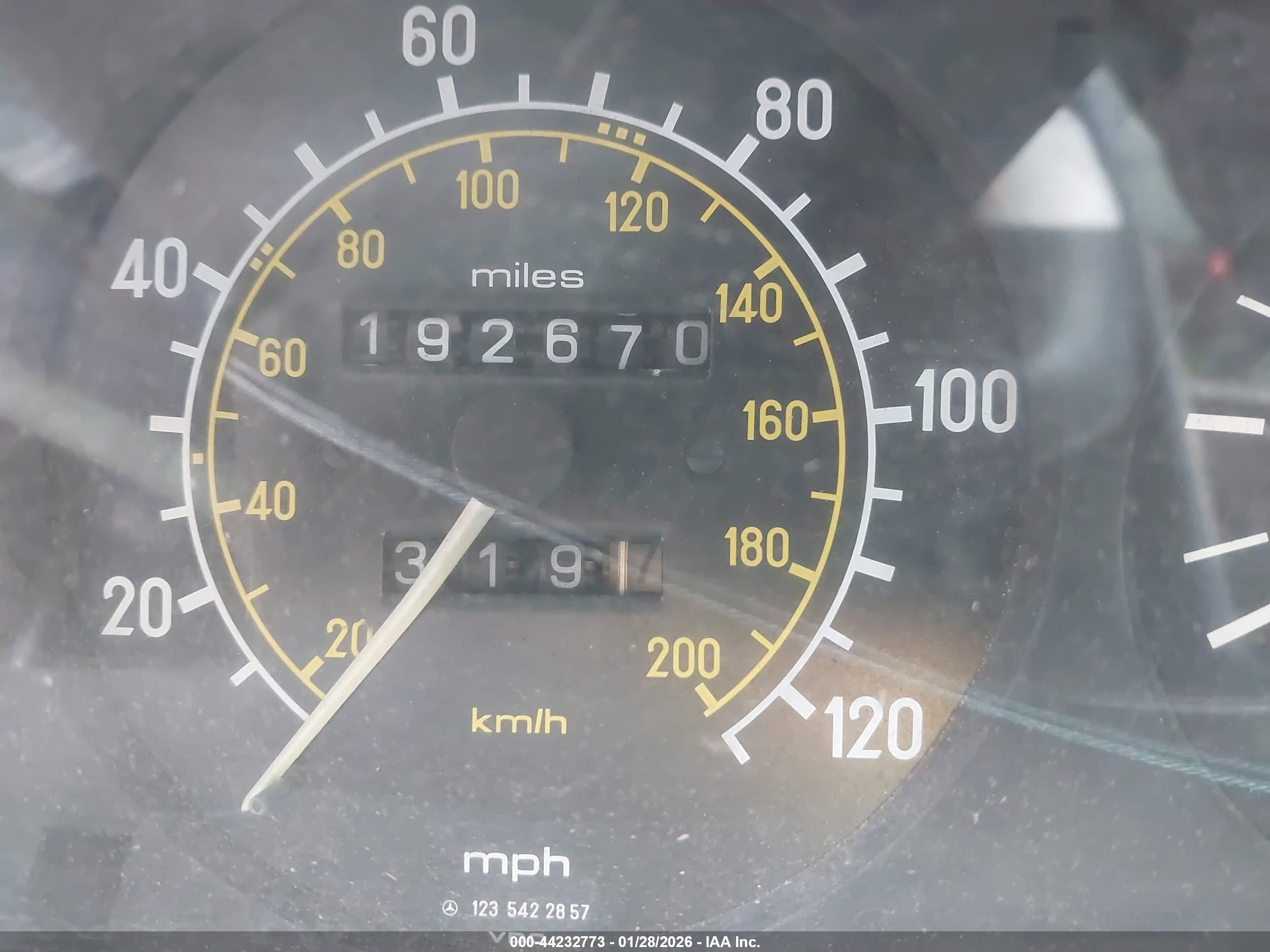 MERCEDES-BENZ 300 image 7