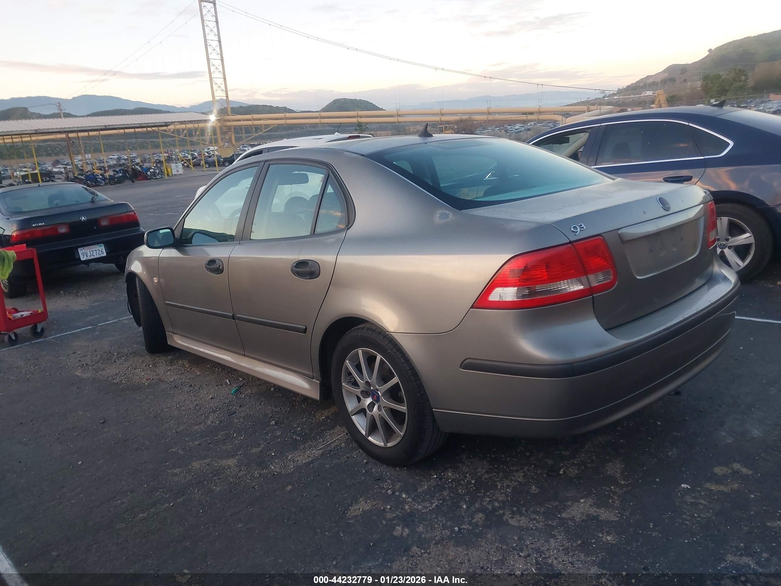 SAAB 9-3 image 3