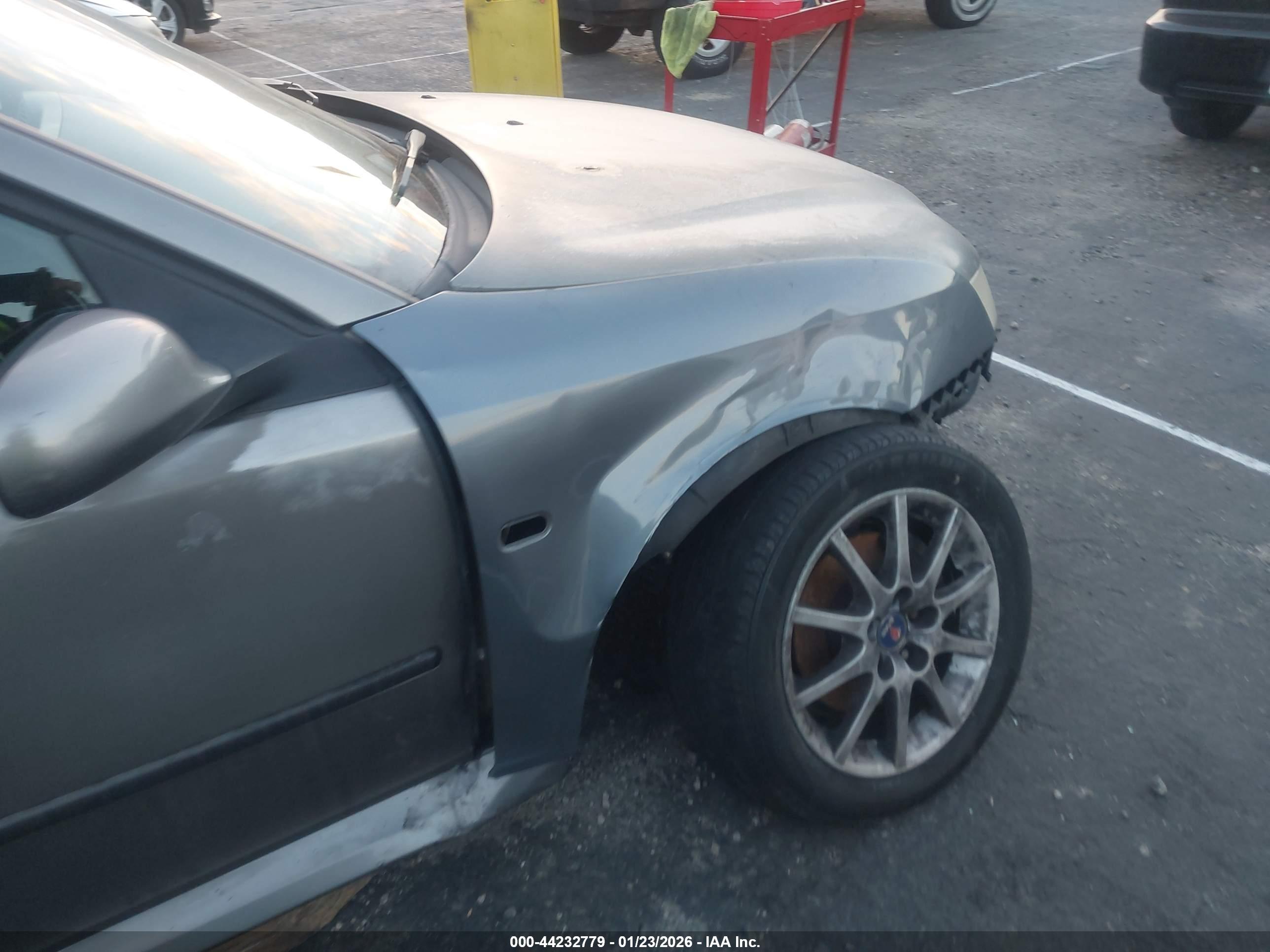 SAAB 9-3 image 6