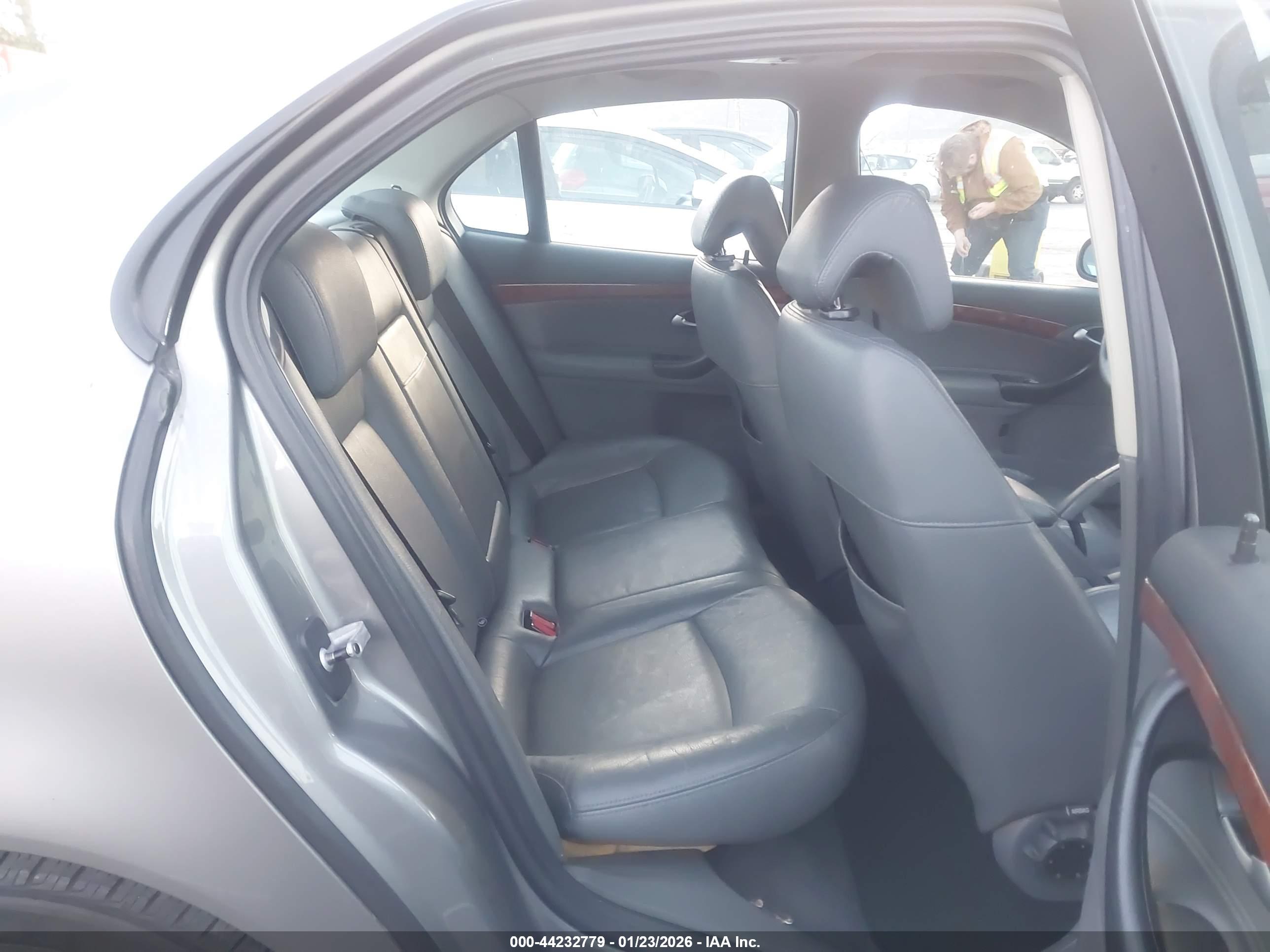 SAAB 9-3 image 8