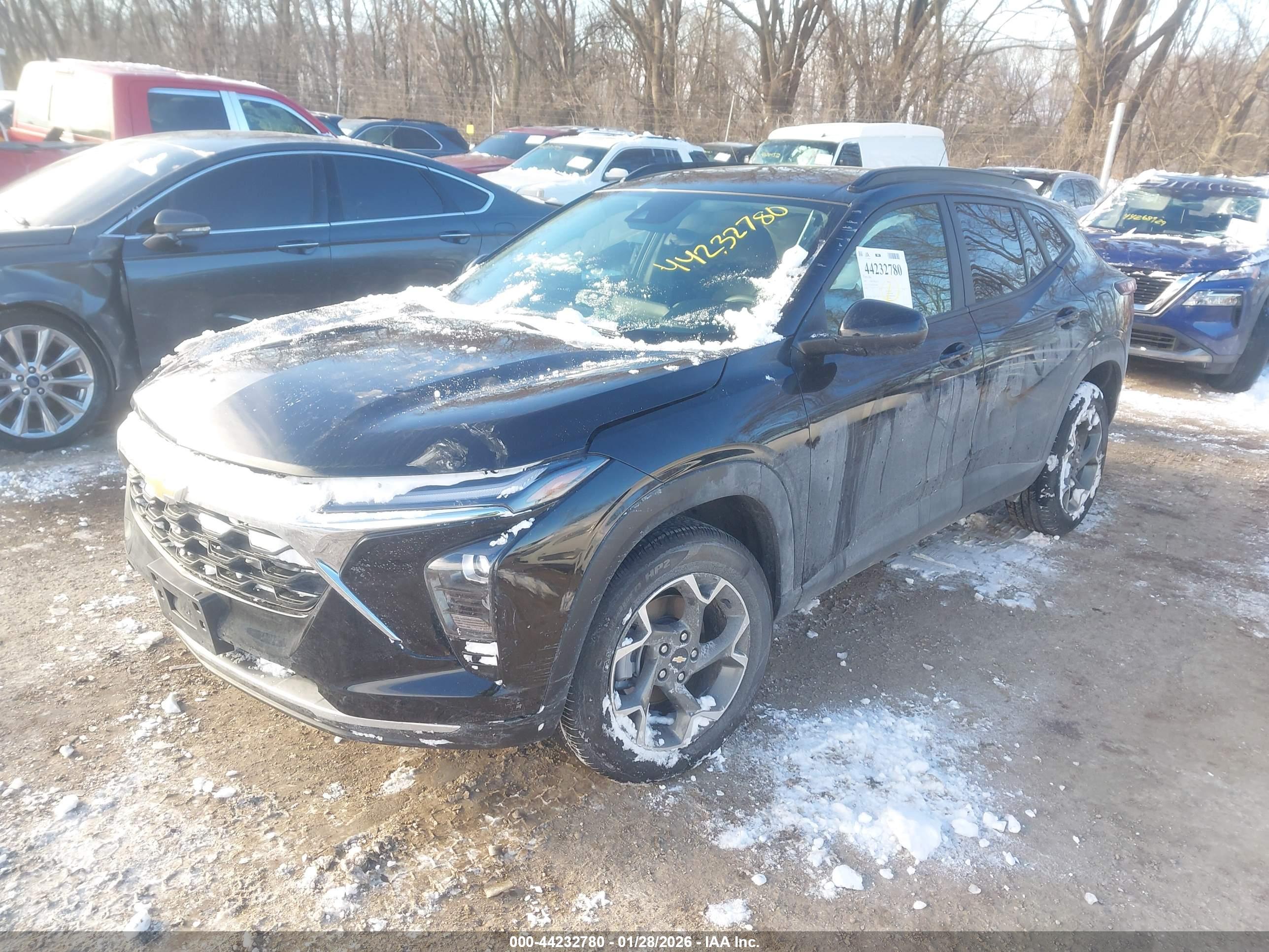 CHEVROLET TRAX image 2