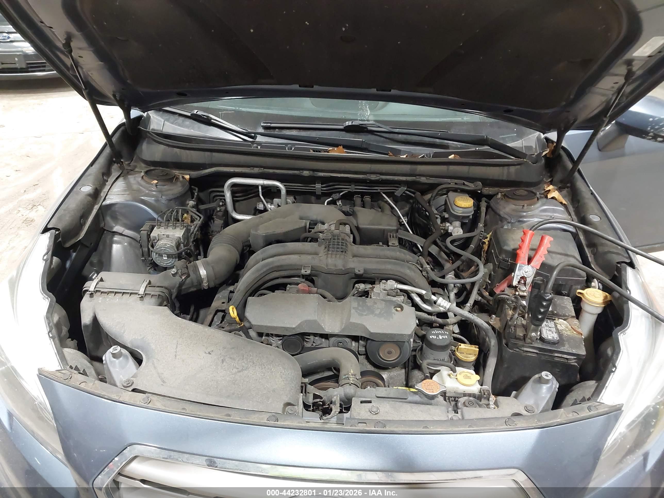 SUBARU OUTBACK image 10