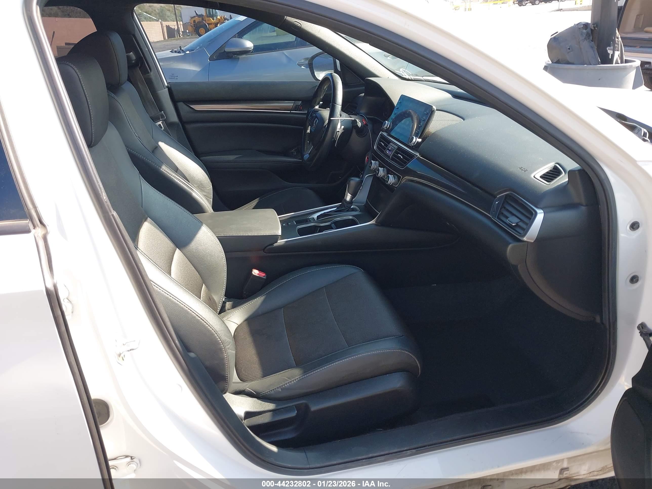 HONDA ACCORD image 5