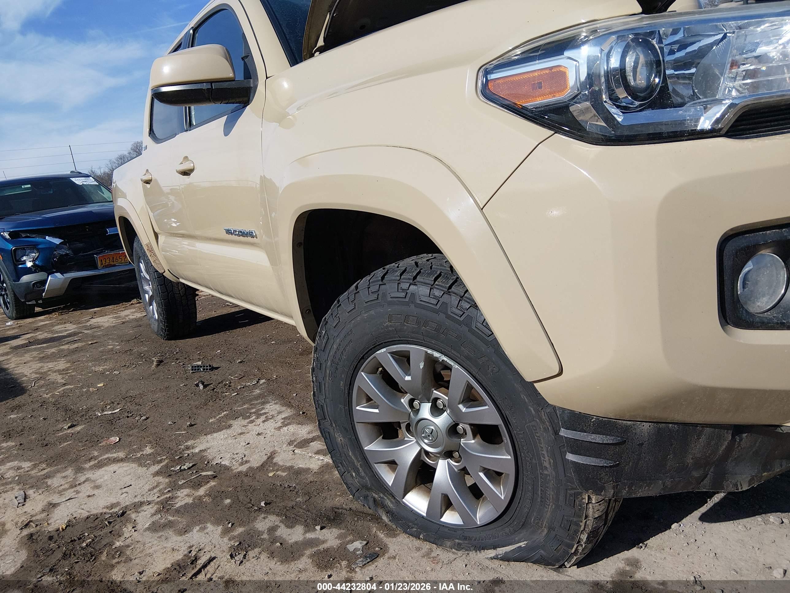 TOYOTA TACOMA image 6