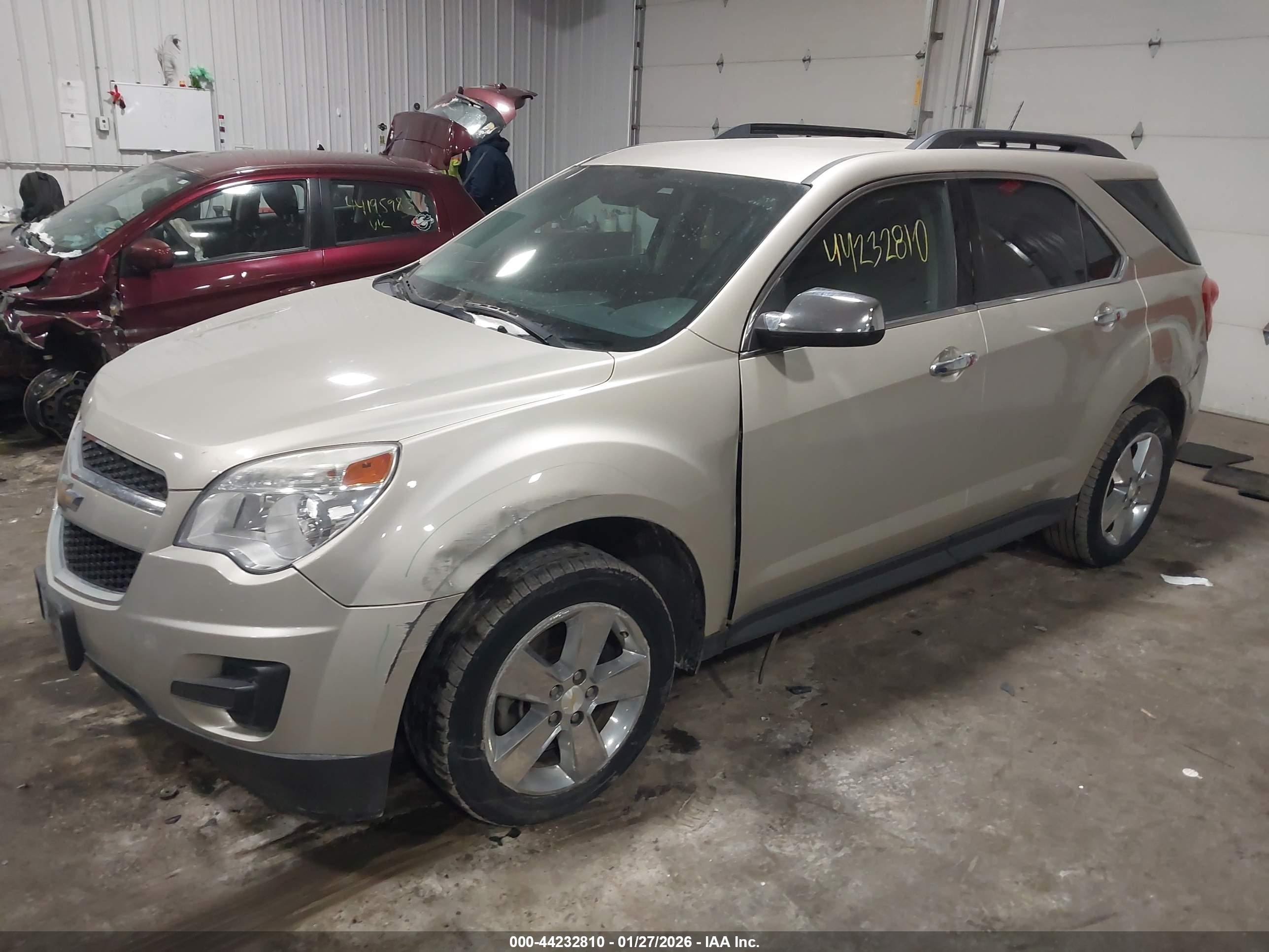 CHEVROLET EQUINOX image 2