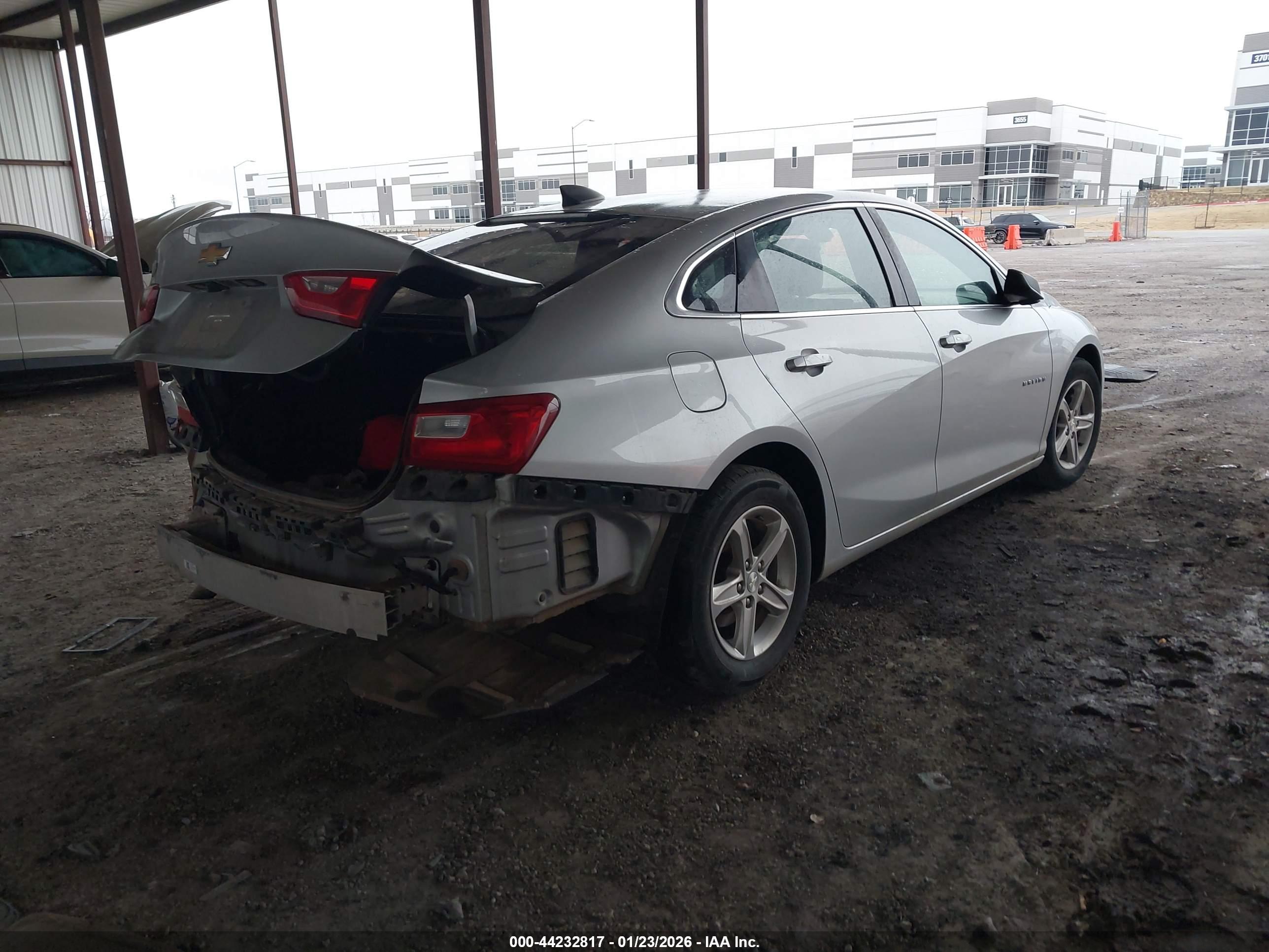CHEVROLET MALIBU image 4