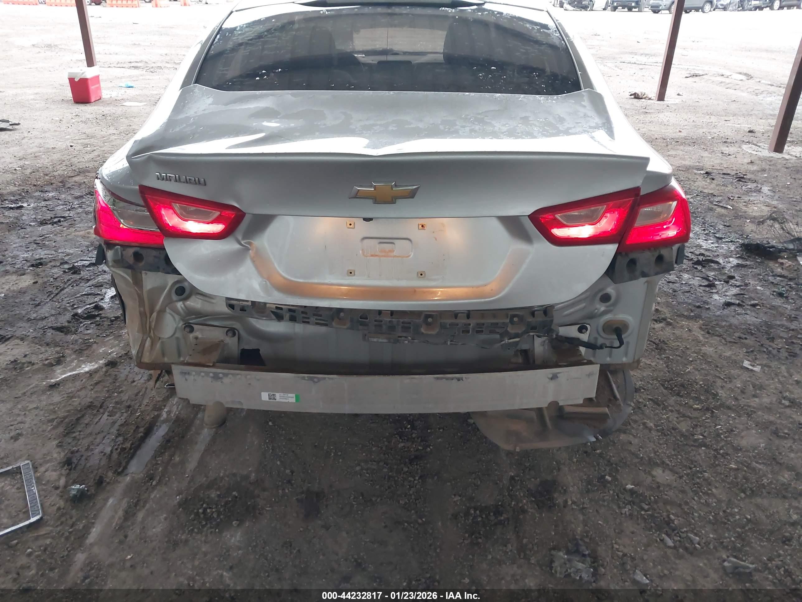 CHEVROLET MALIBU image 6