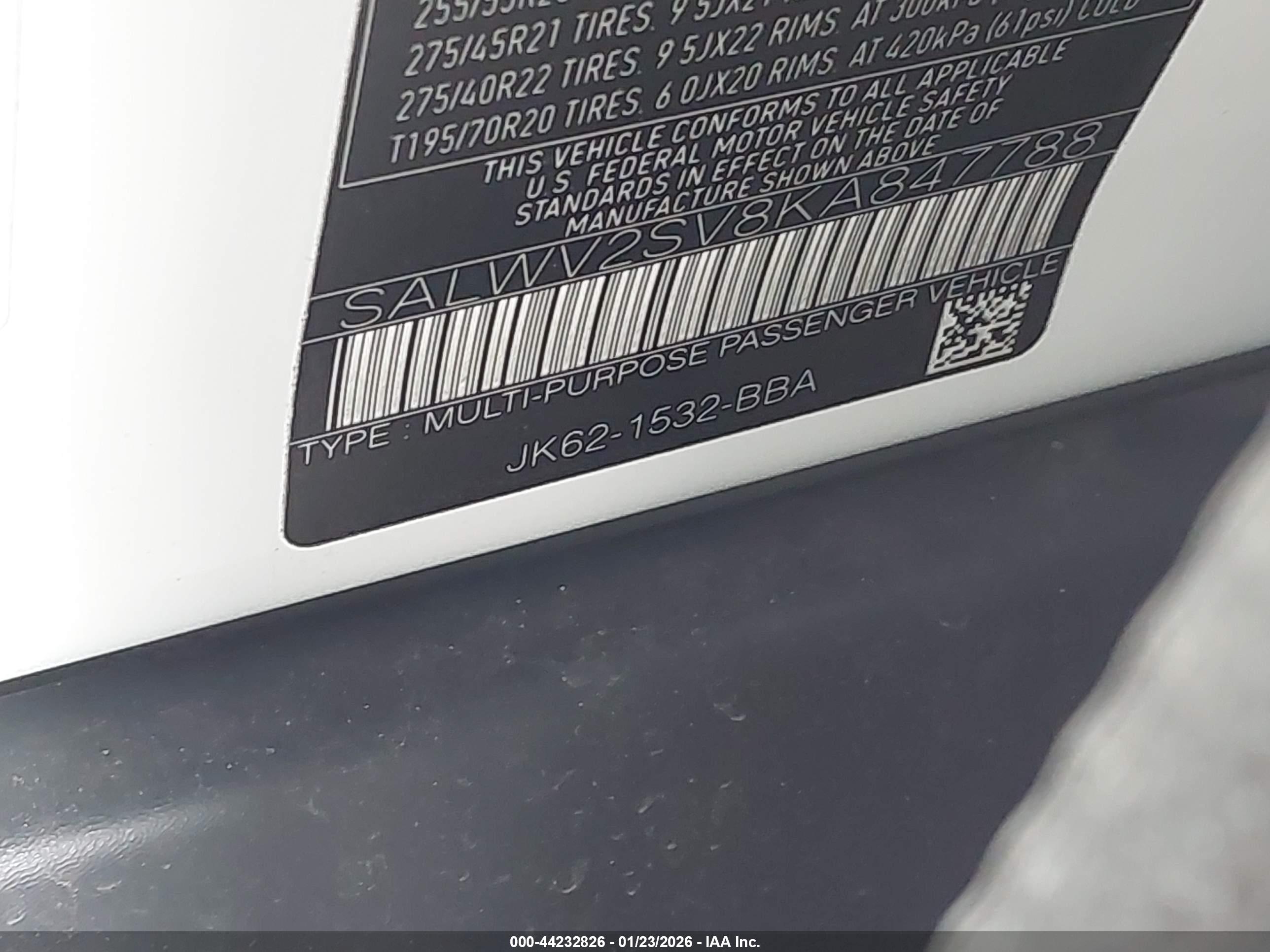 LAND ROVER image 9