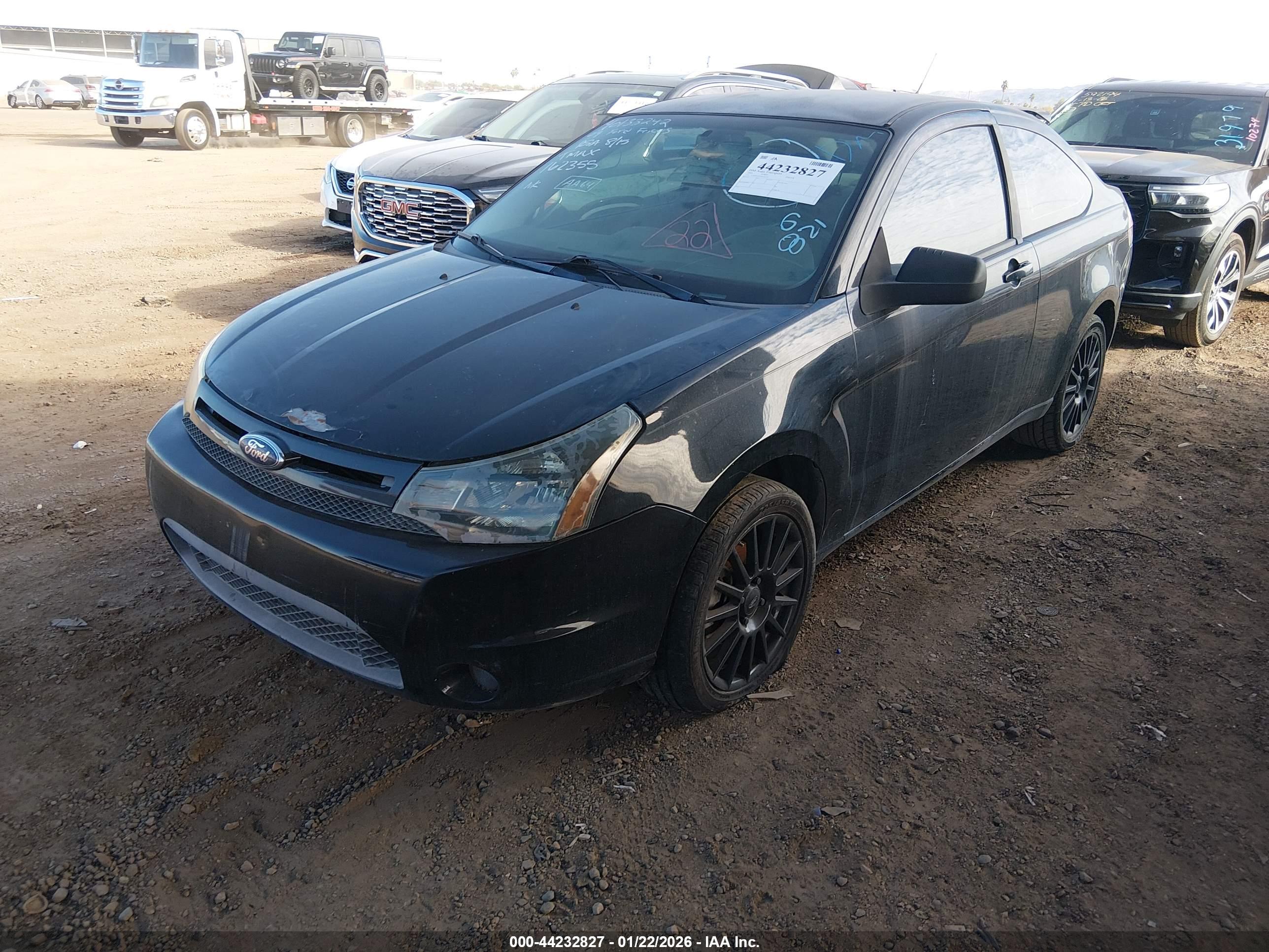 FORD FOCUS image 2