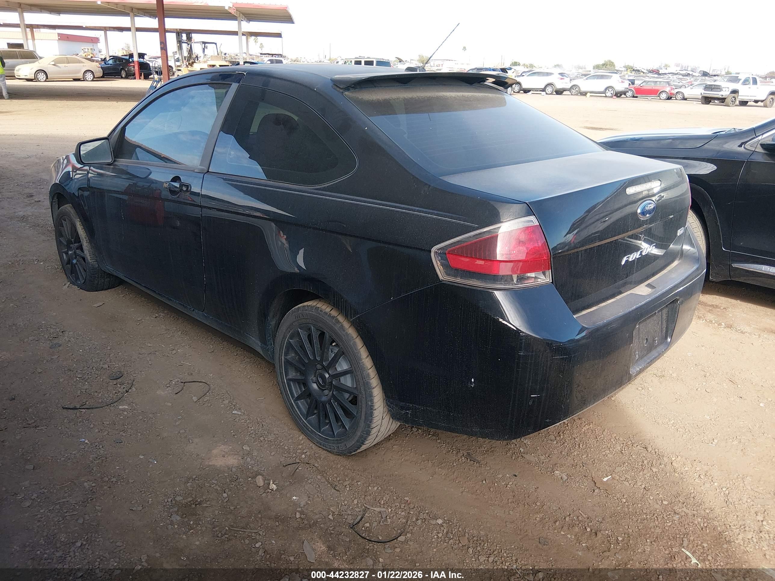FORD FOCUS image 3