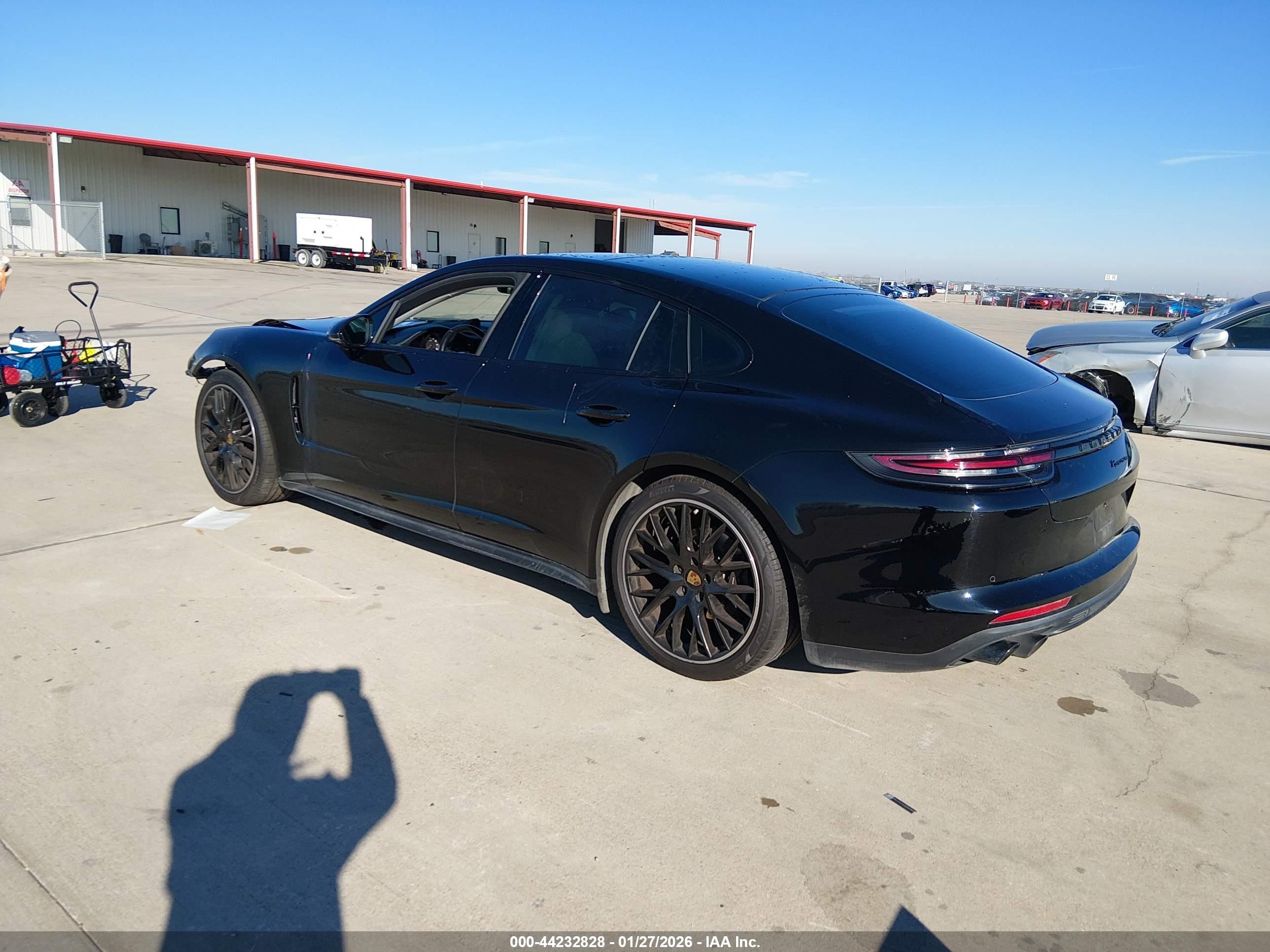PORSCHE PANAMERA image 3