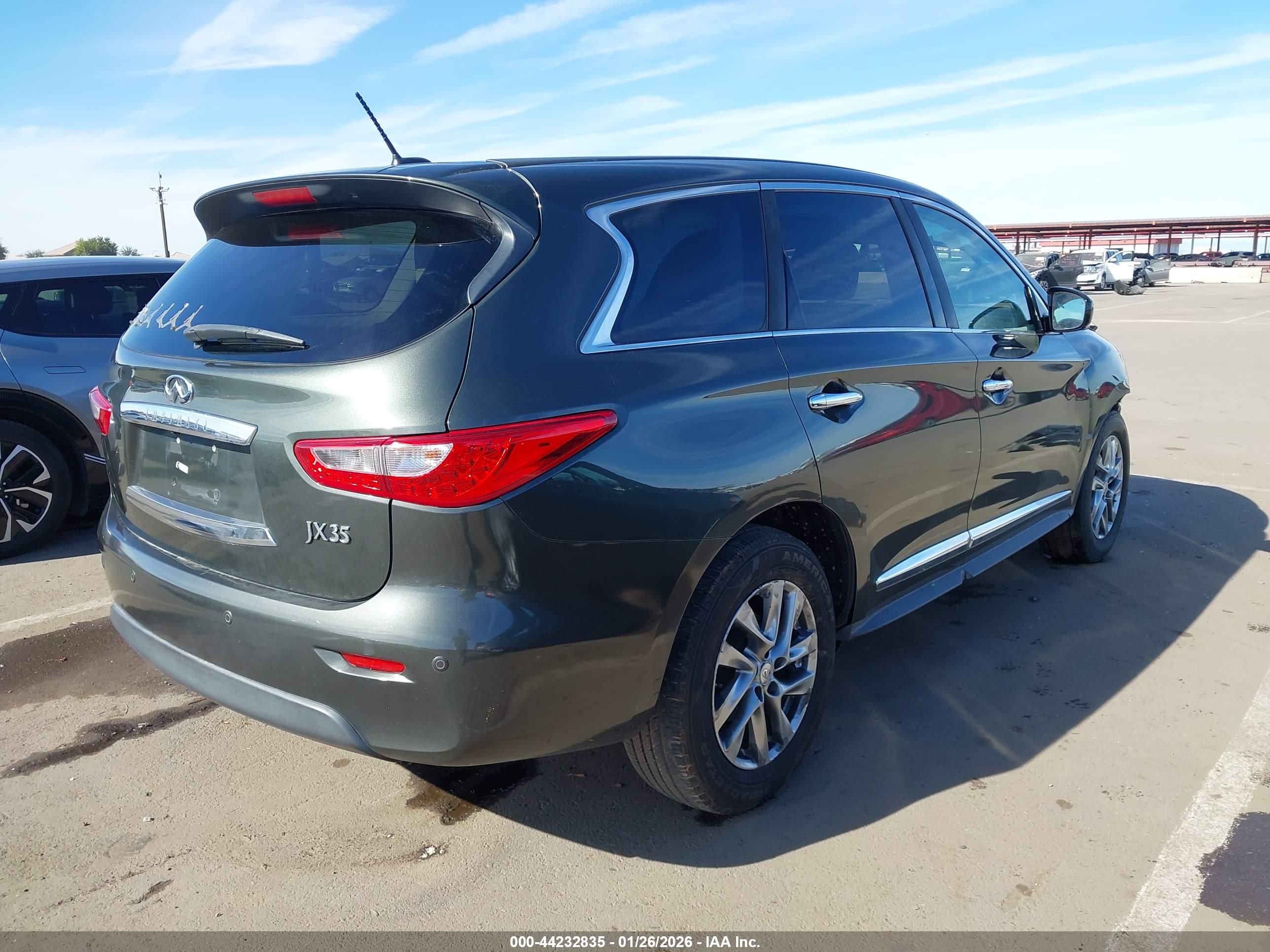 INFINITI JX35 image 4
