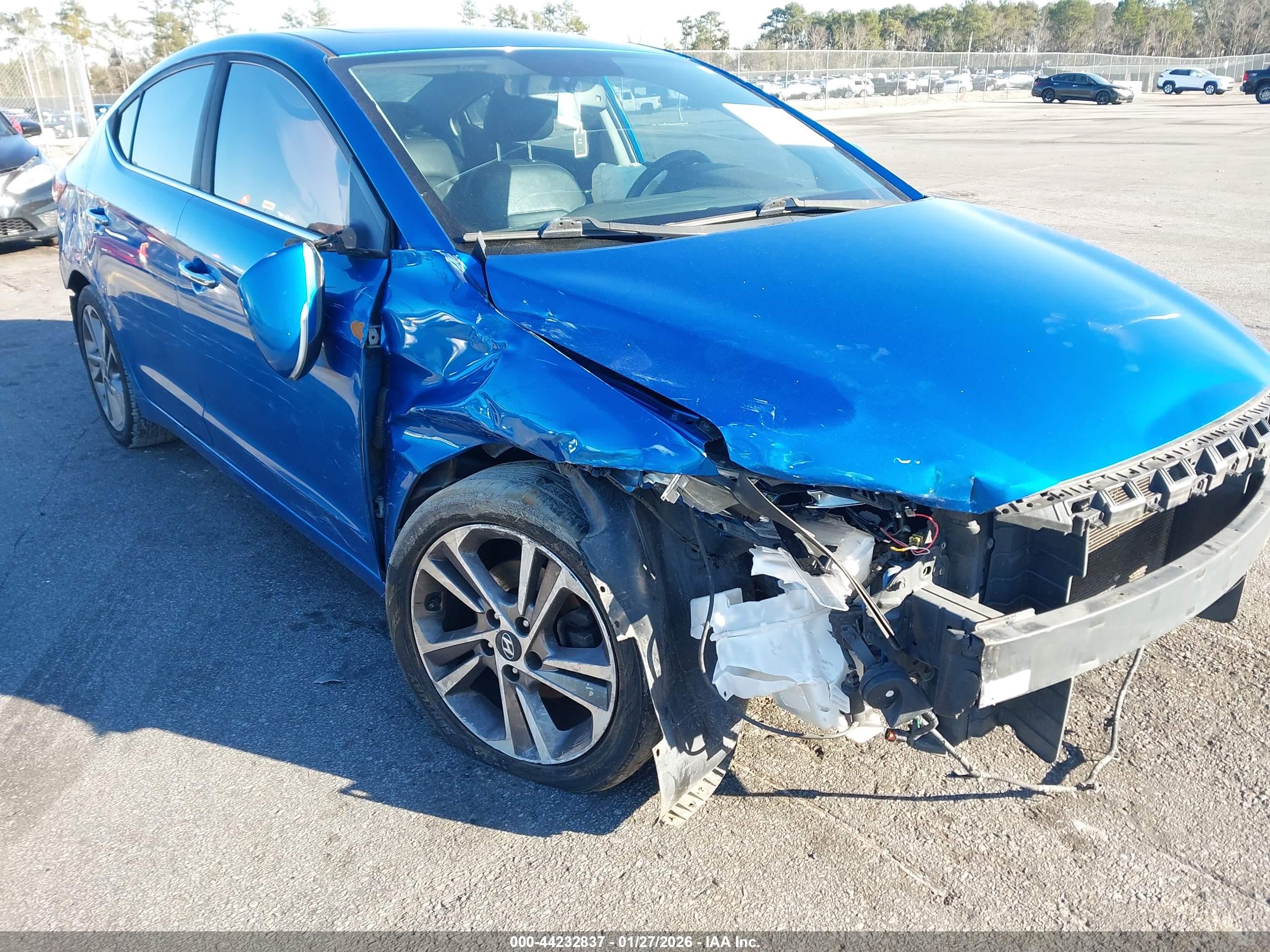 HYUNDAI ELANTRA image 6