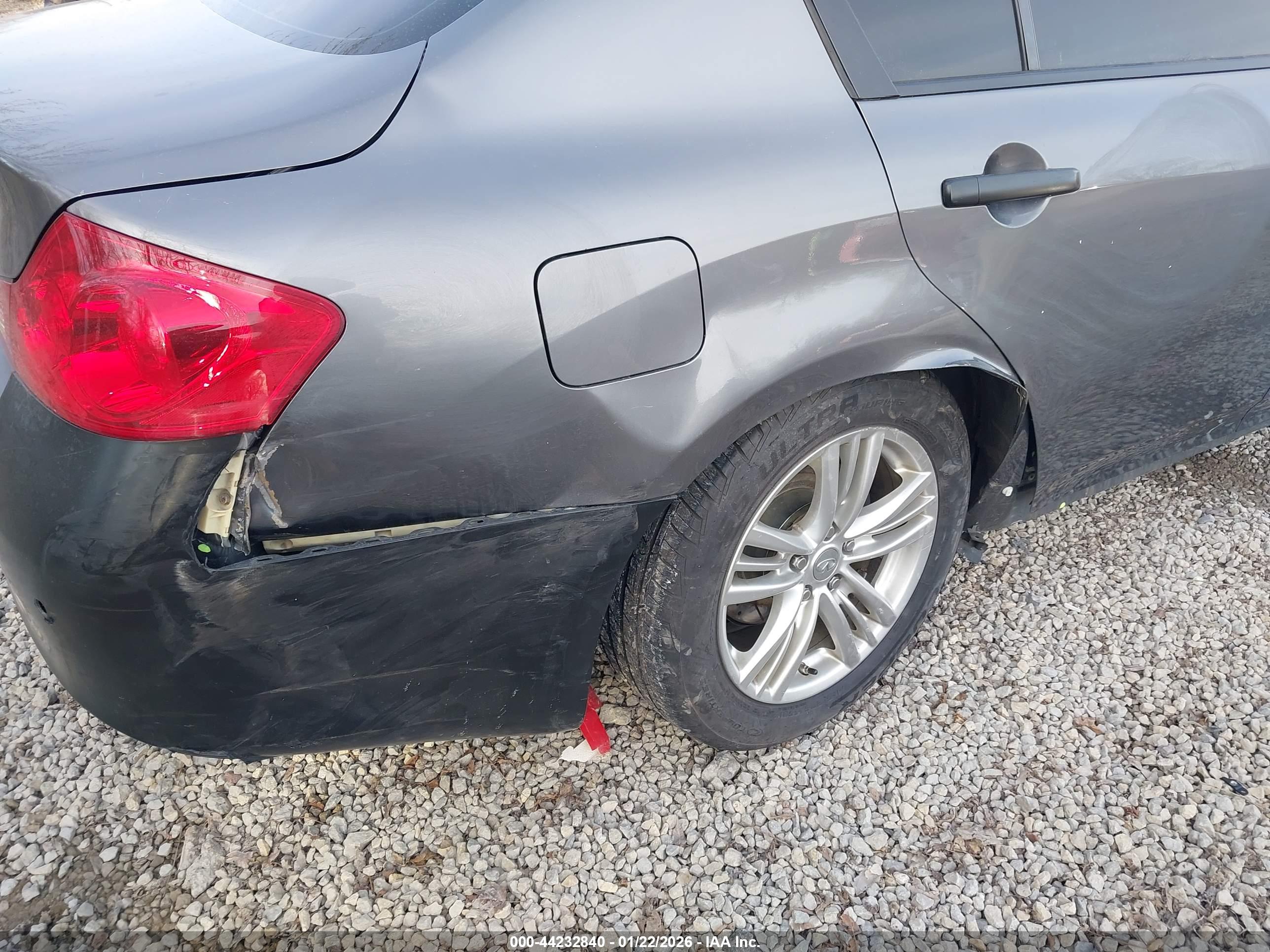 INFINITI G37X image 6