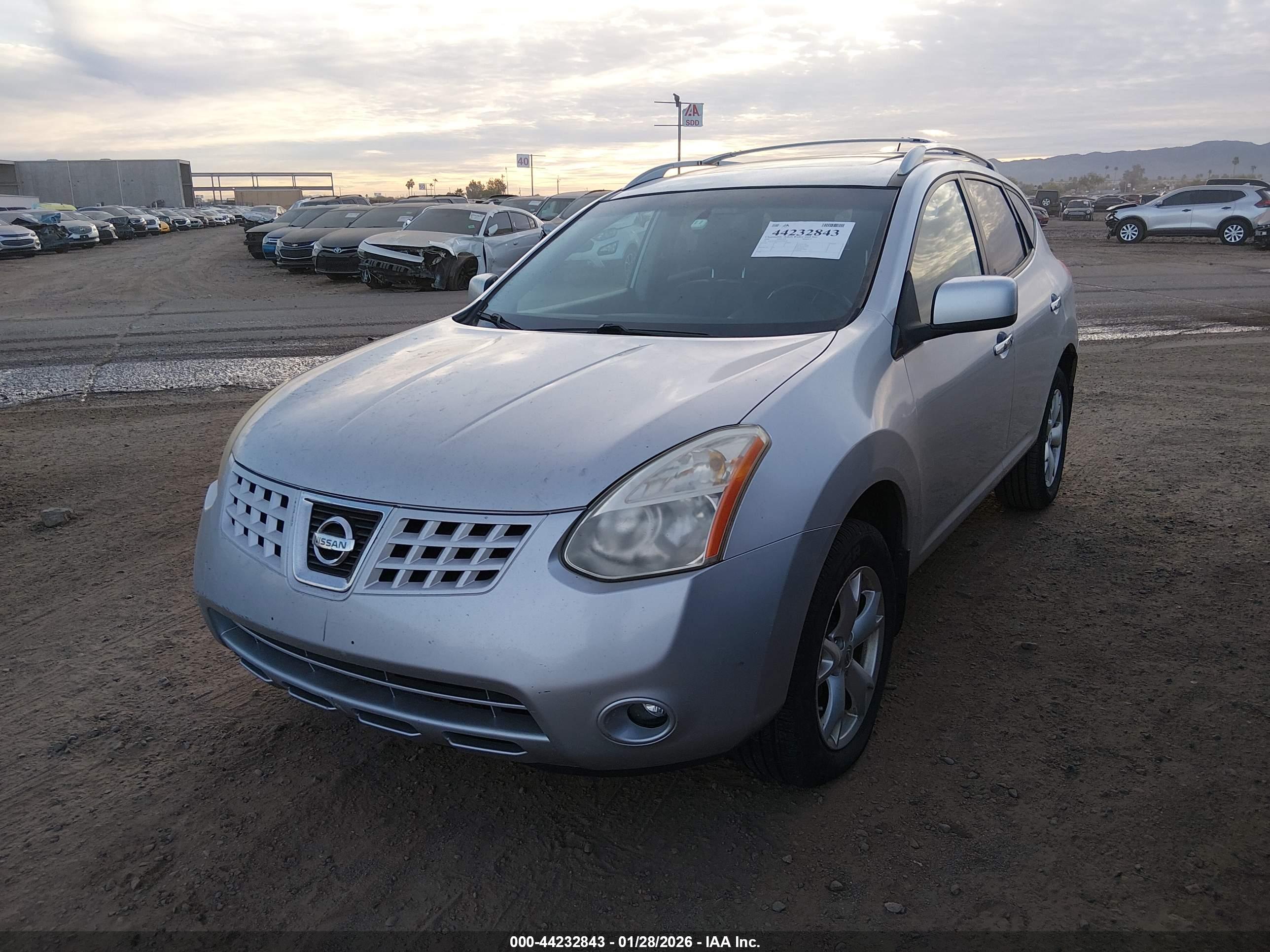 NISSAN ROGUE image 6