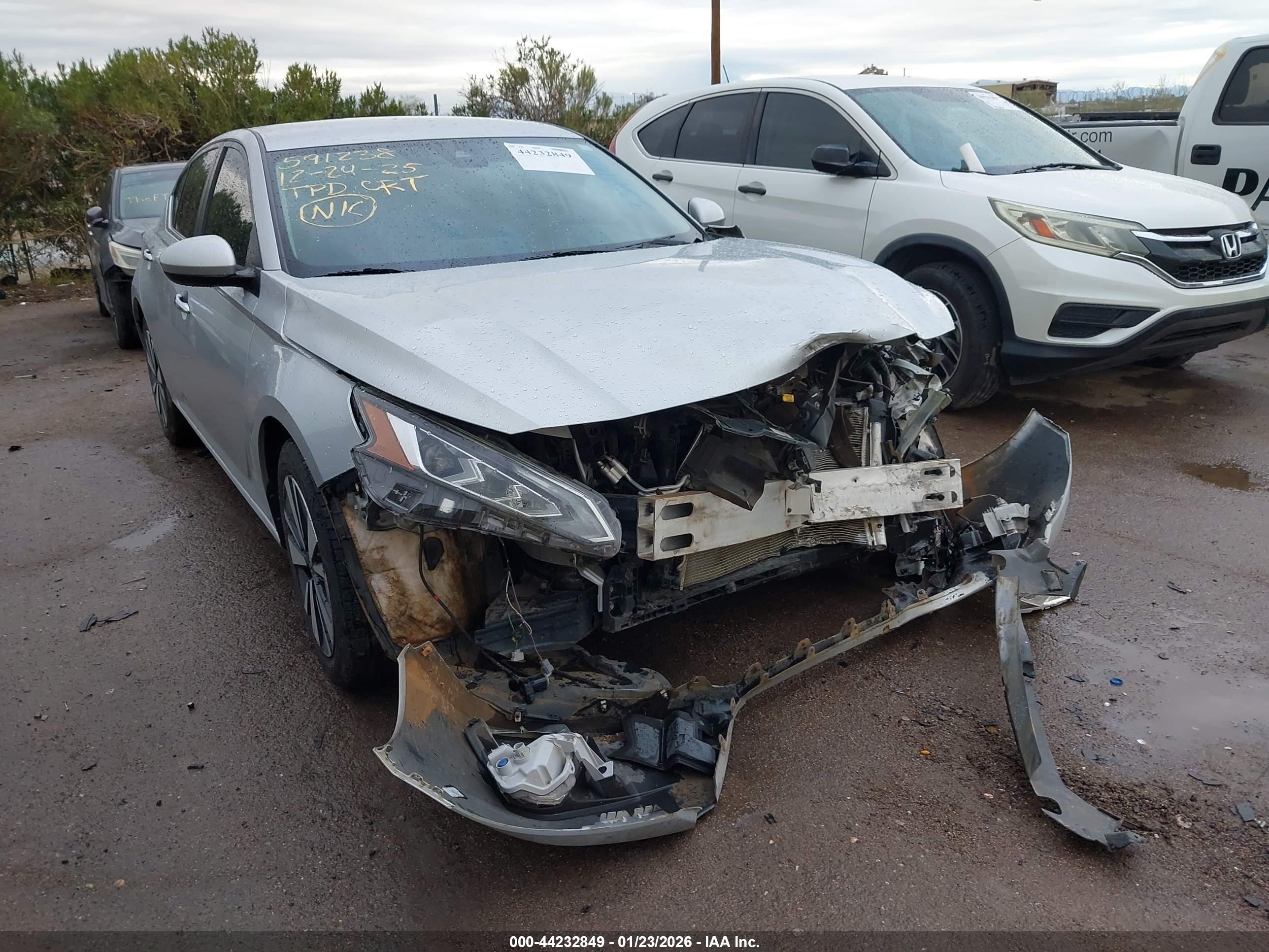 NISSAN ALTIMA image 6