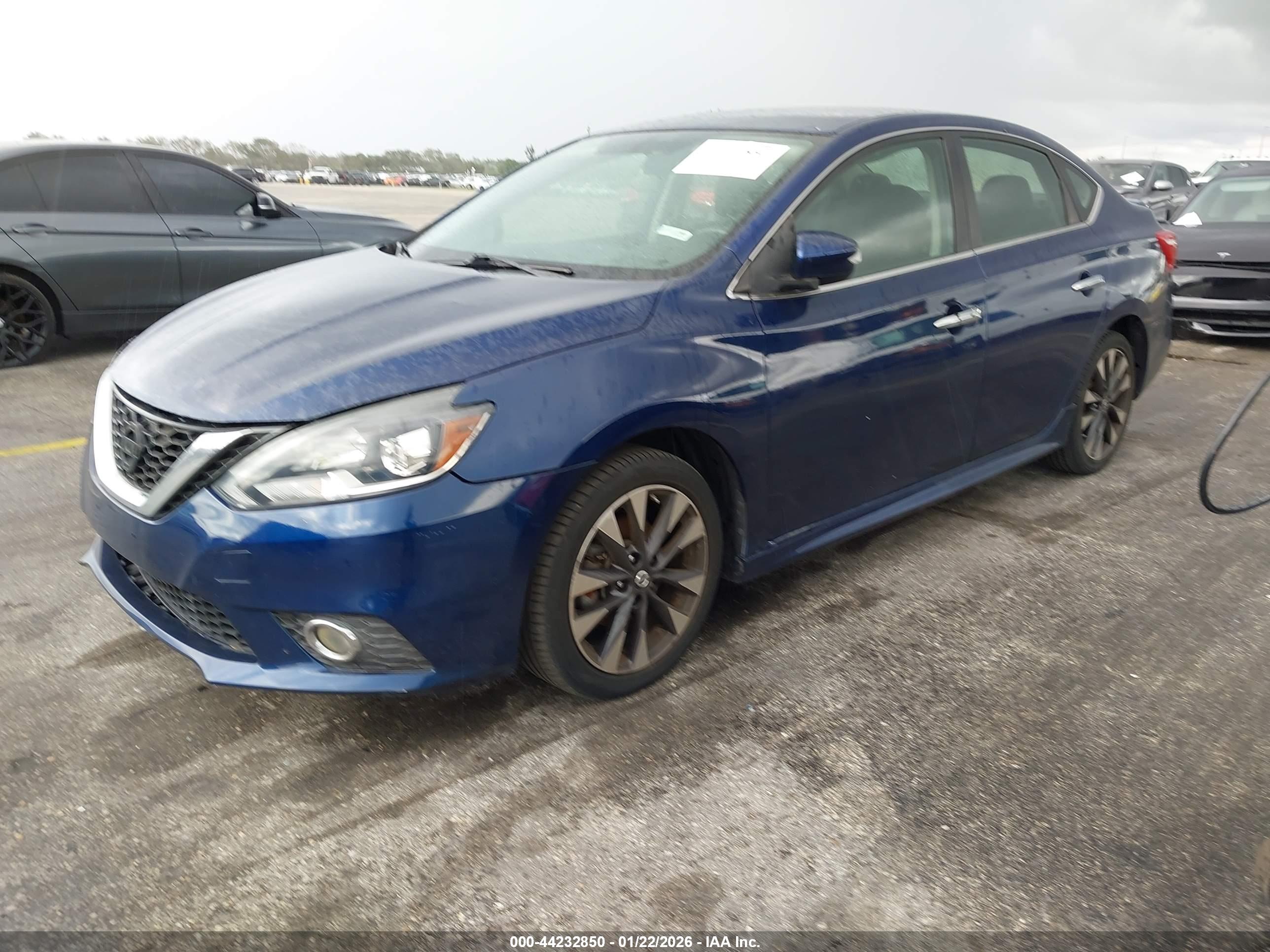 NISSAN SENTRA image 2