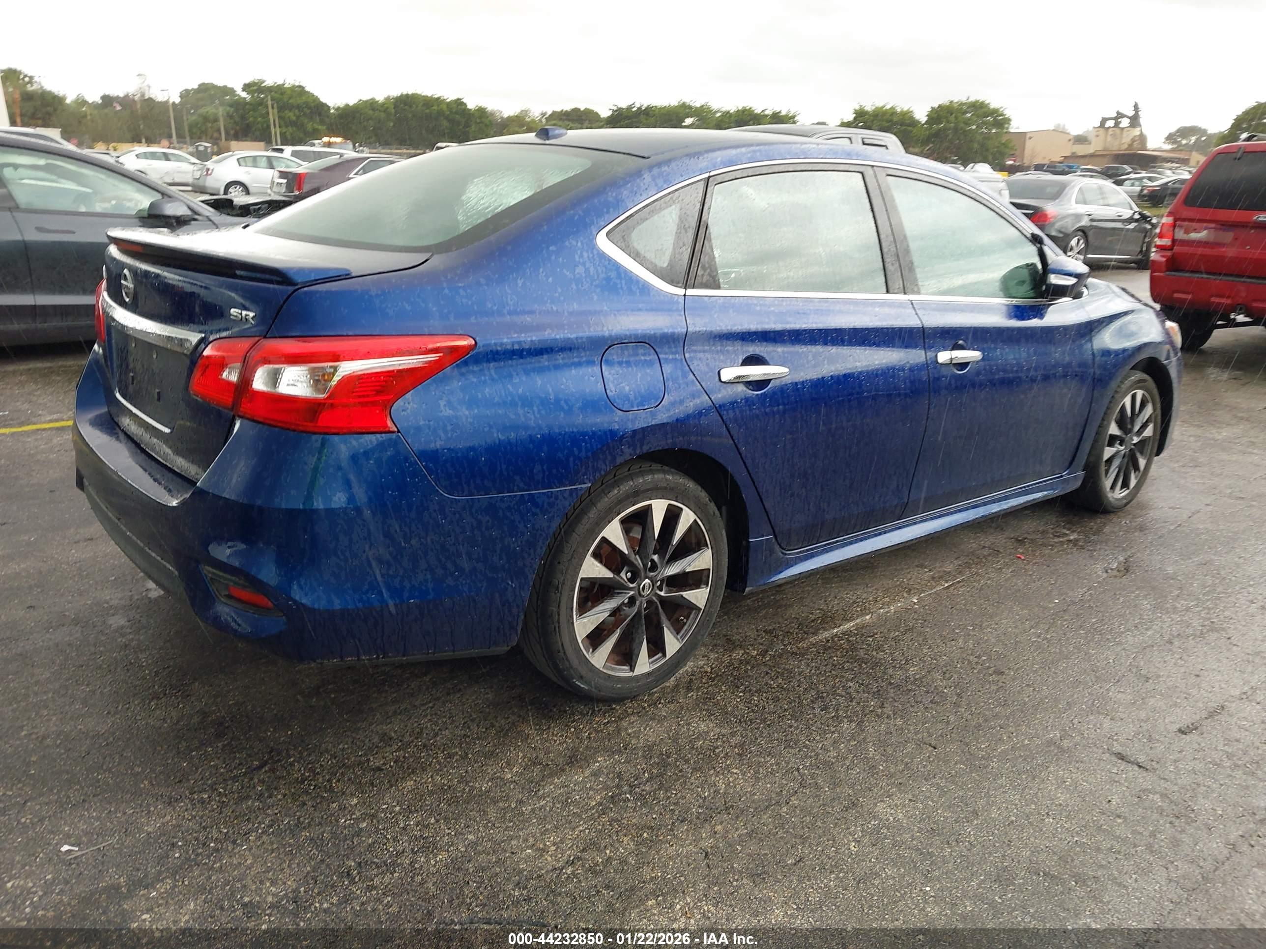 NISSAN SENTRA image 4