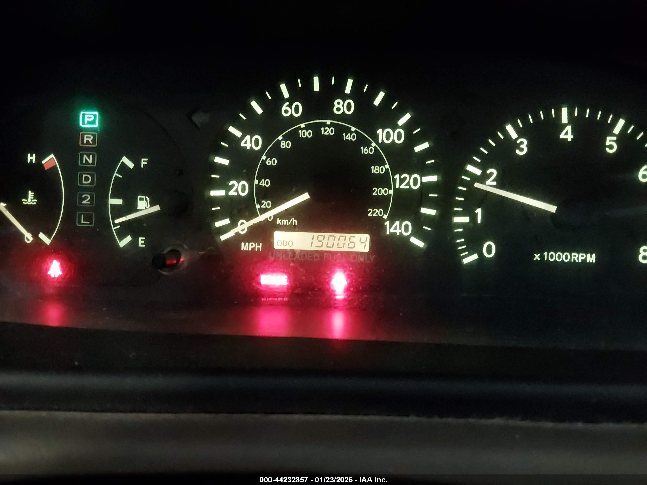 TOYOTA CAMRY image 7
