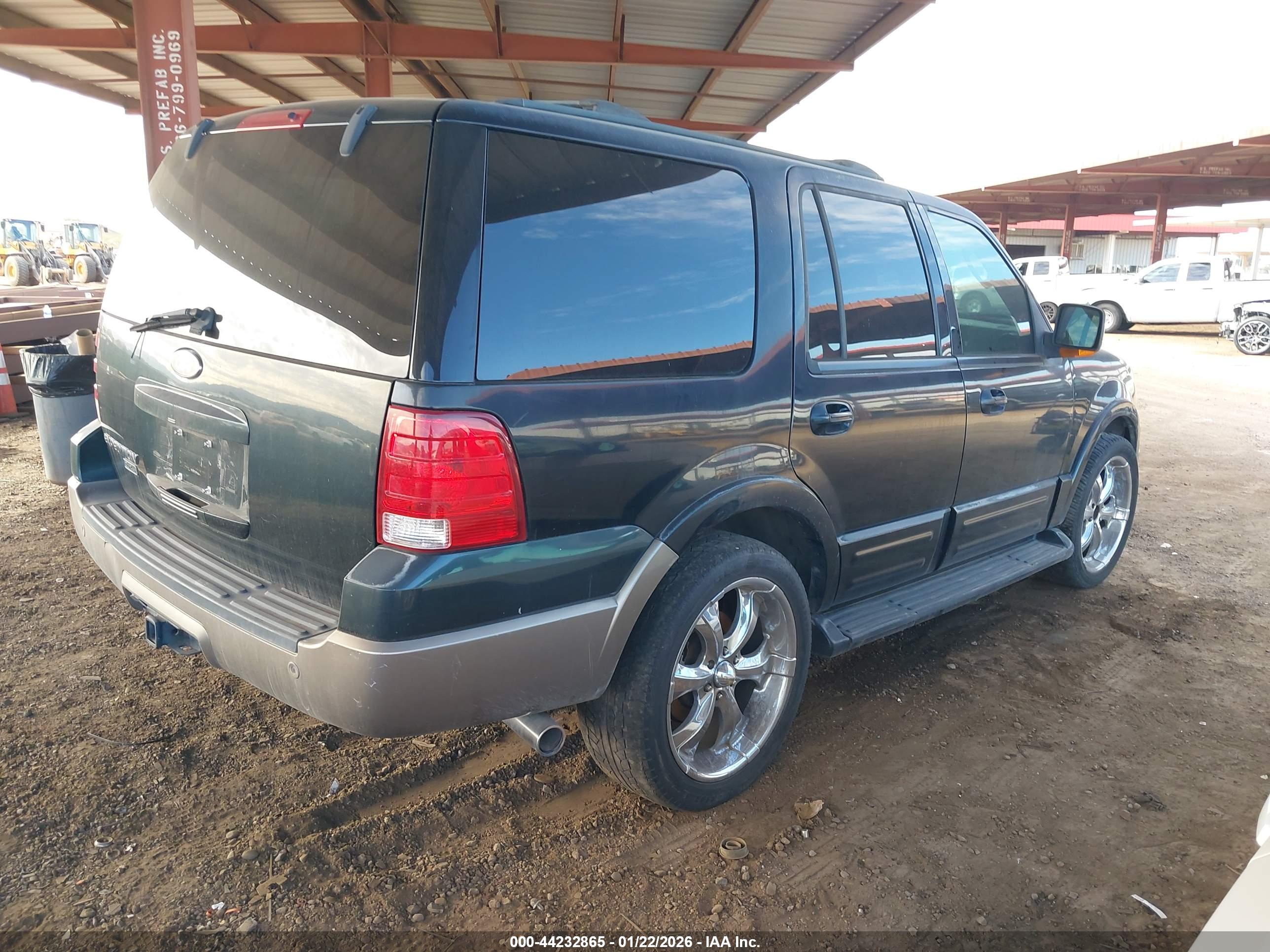 FORD EXPEDITION image 4