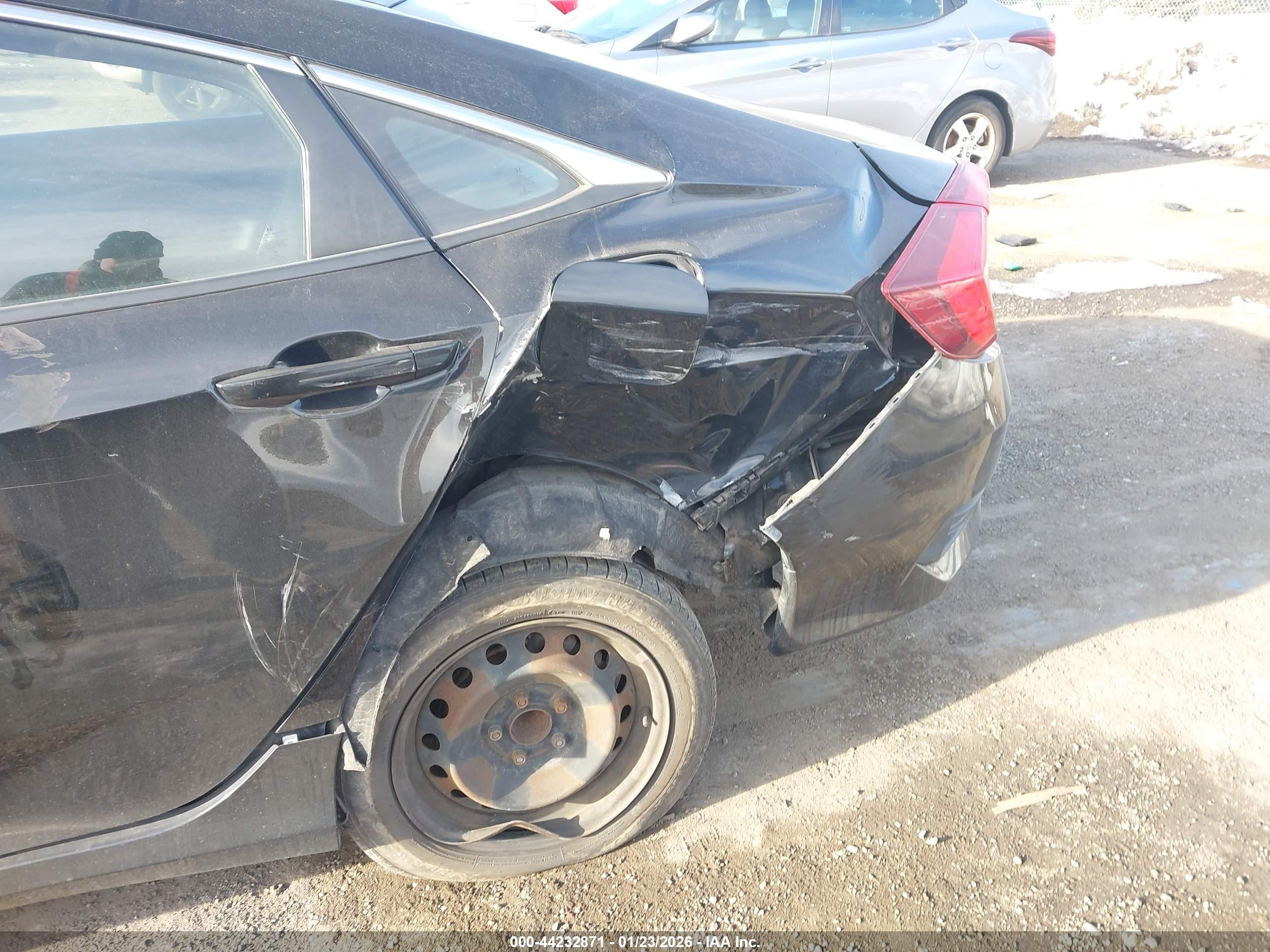 HONDA CIVIC image 6
