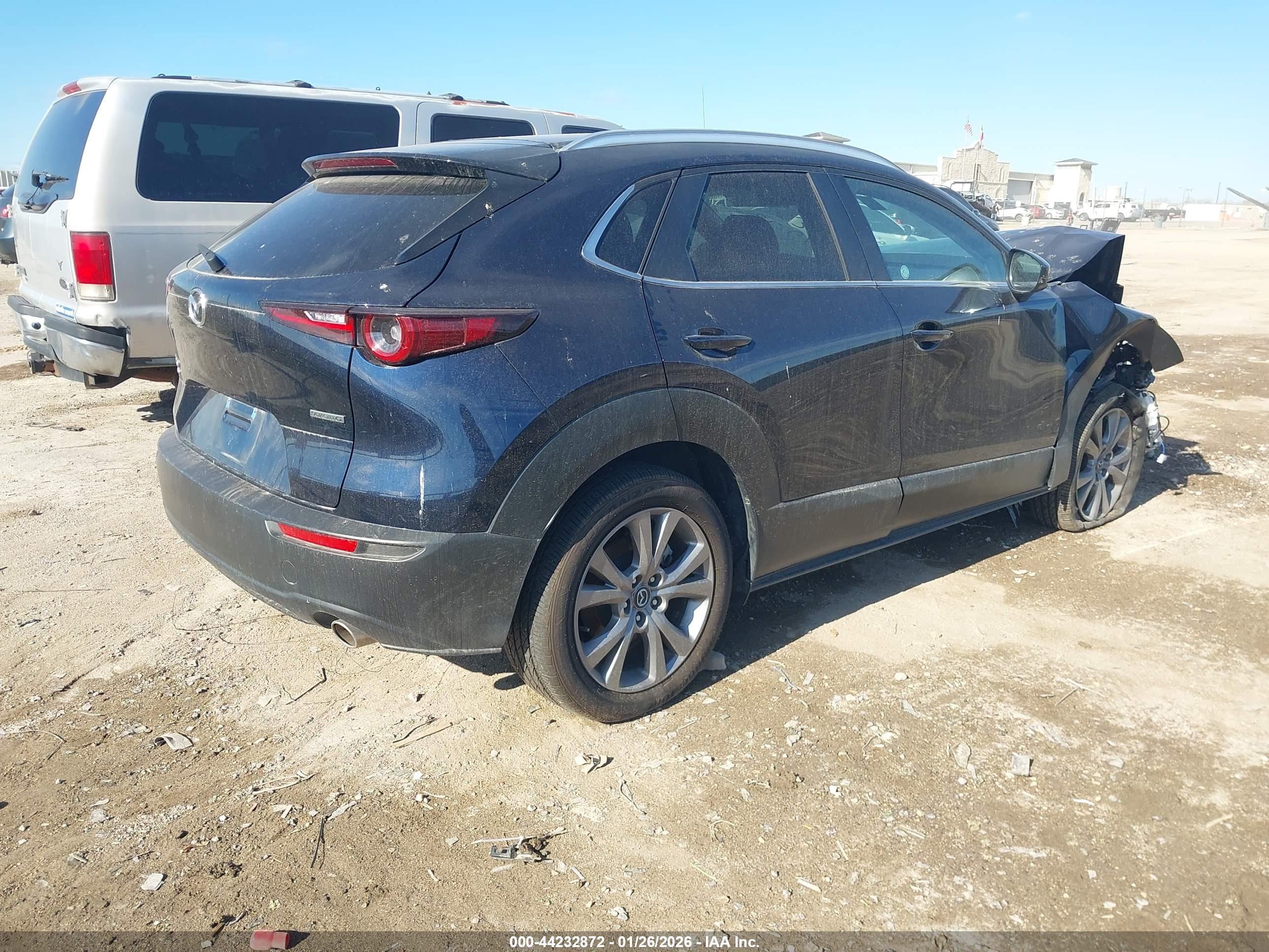 MAZDA CX-30 image 4