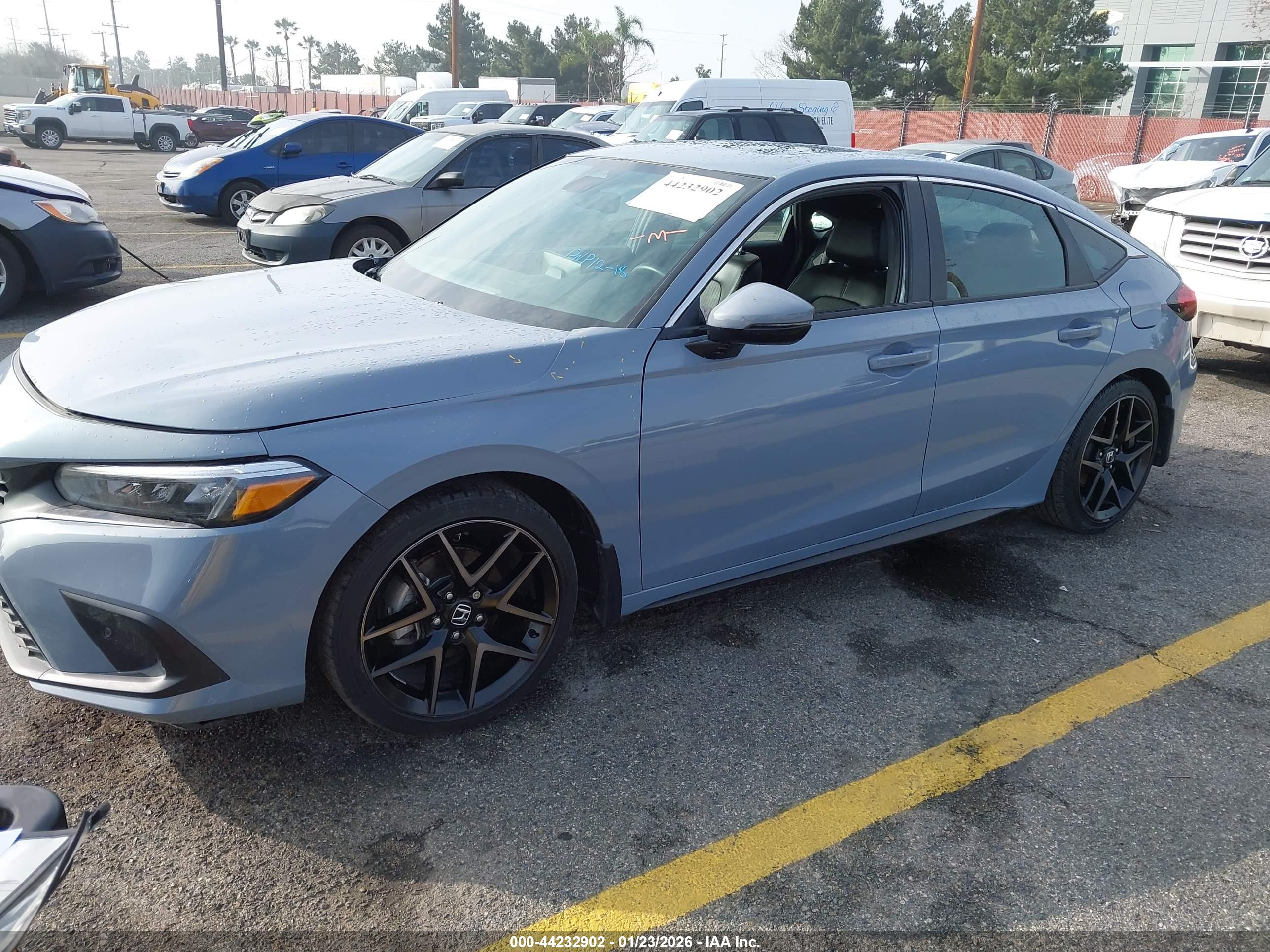HONDA CIVIC image 2