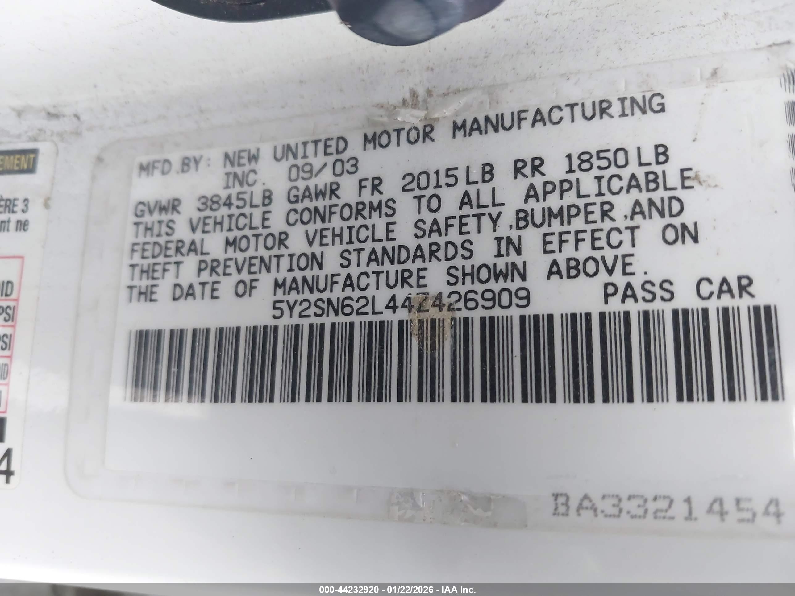 PONTIAC VIBE image 9