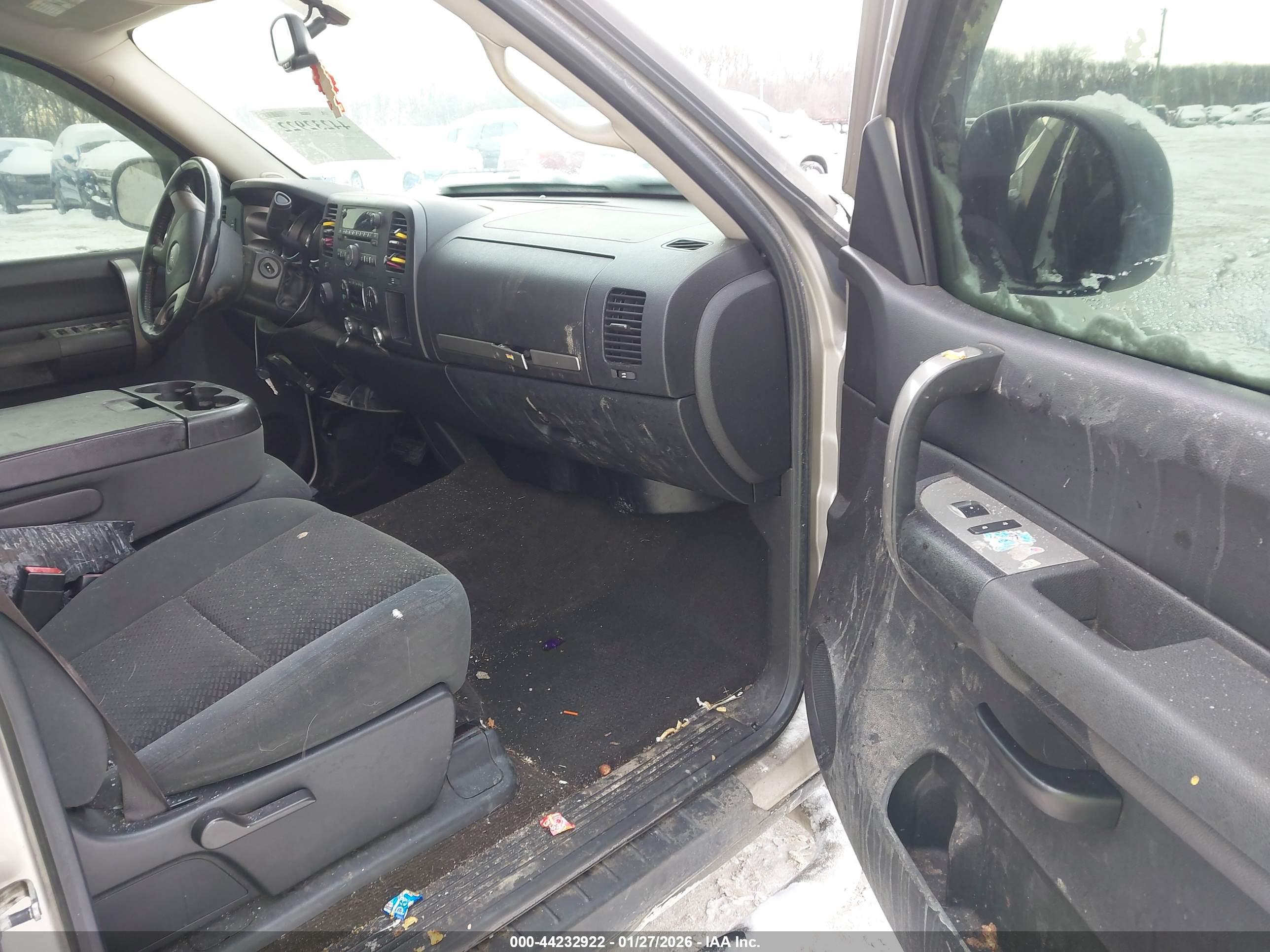 GMC SIERRA image 5