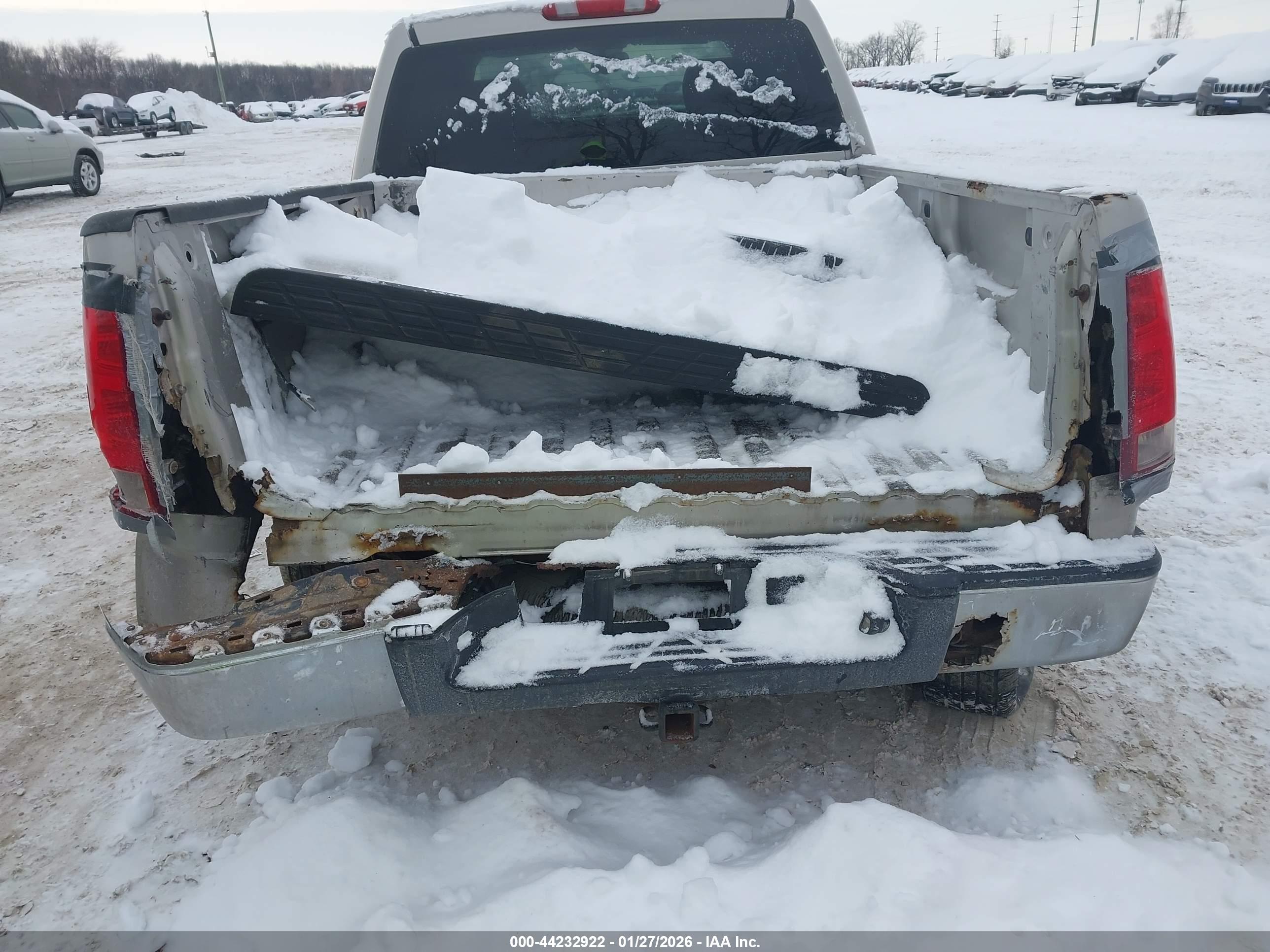 GMC SIERRA image 6
