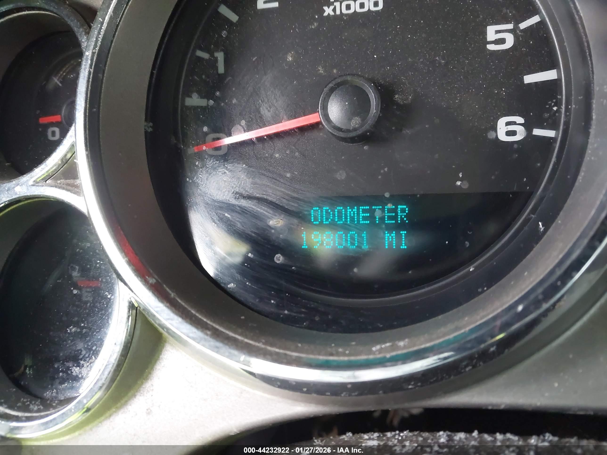 GMC SIERRA image 7