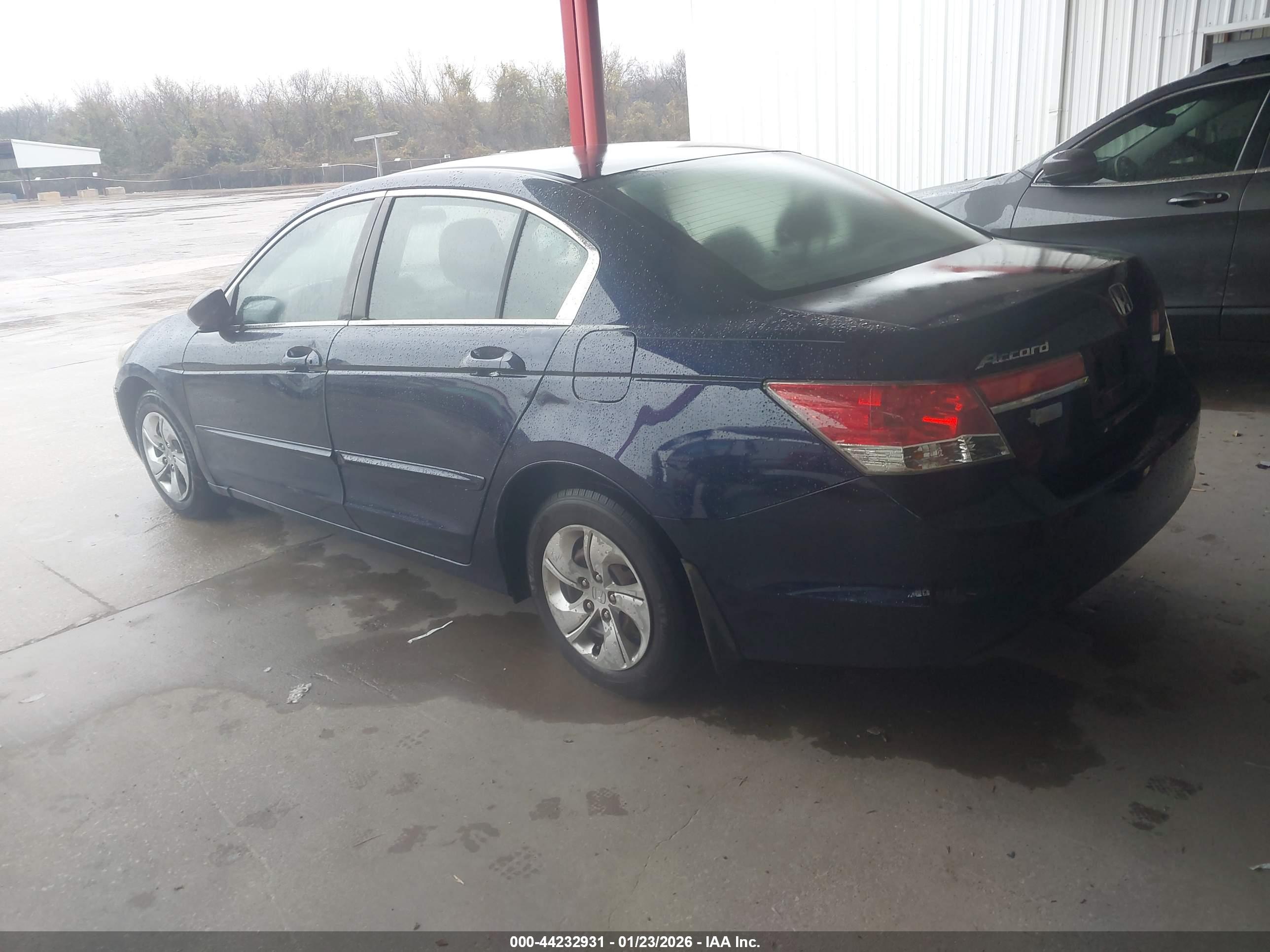 HONDA ACCORD image 3