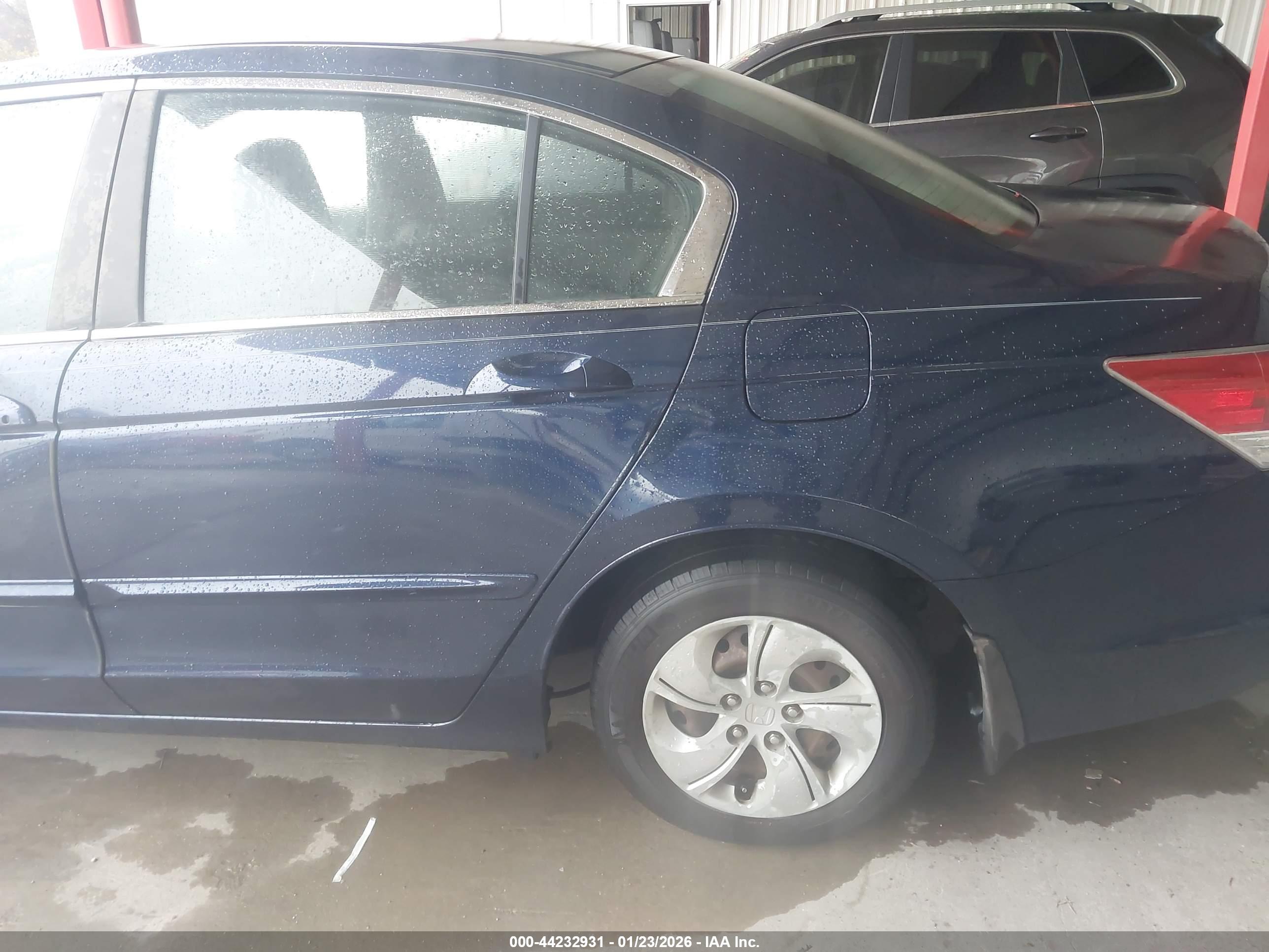 HONDA ACCORD image 6