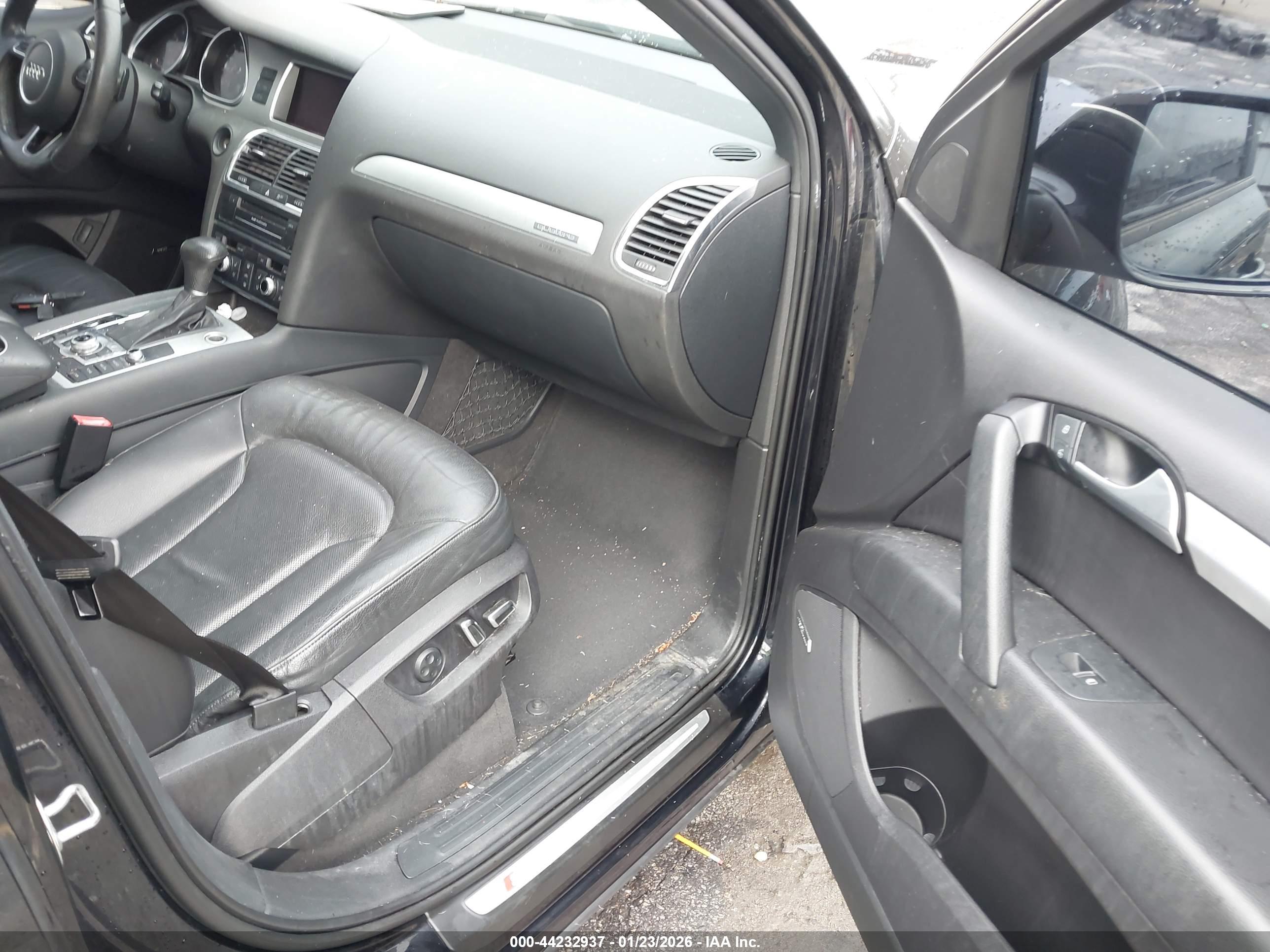 AUDI Q7 image 5