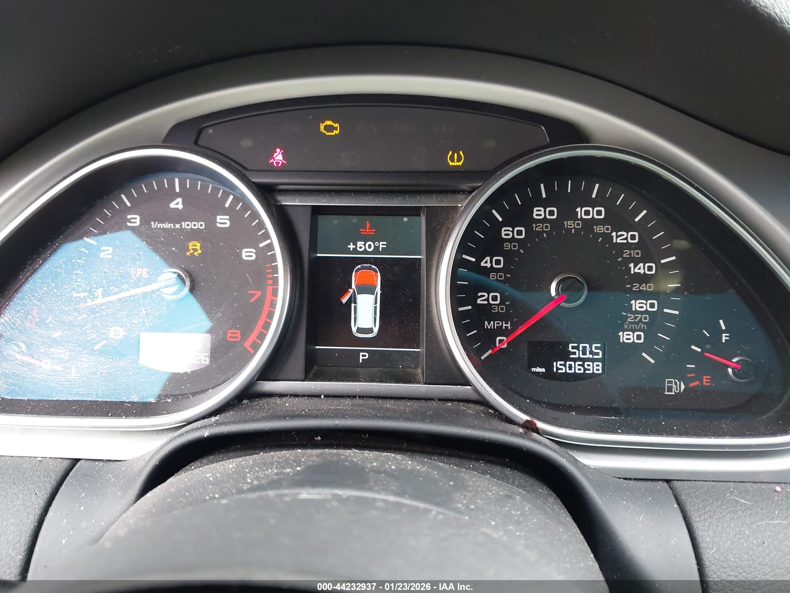 AUDI Q7 image 7