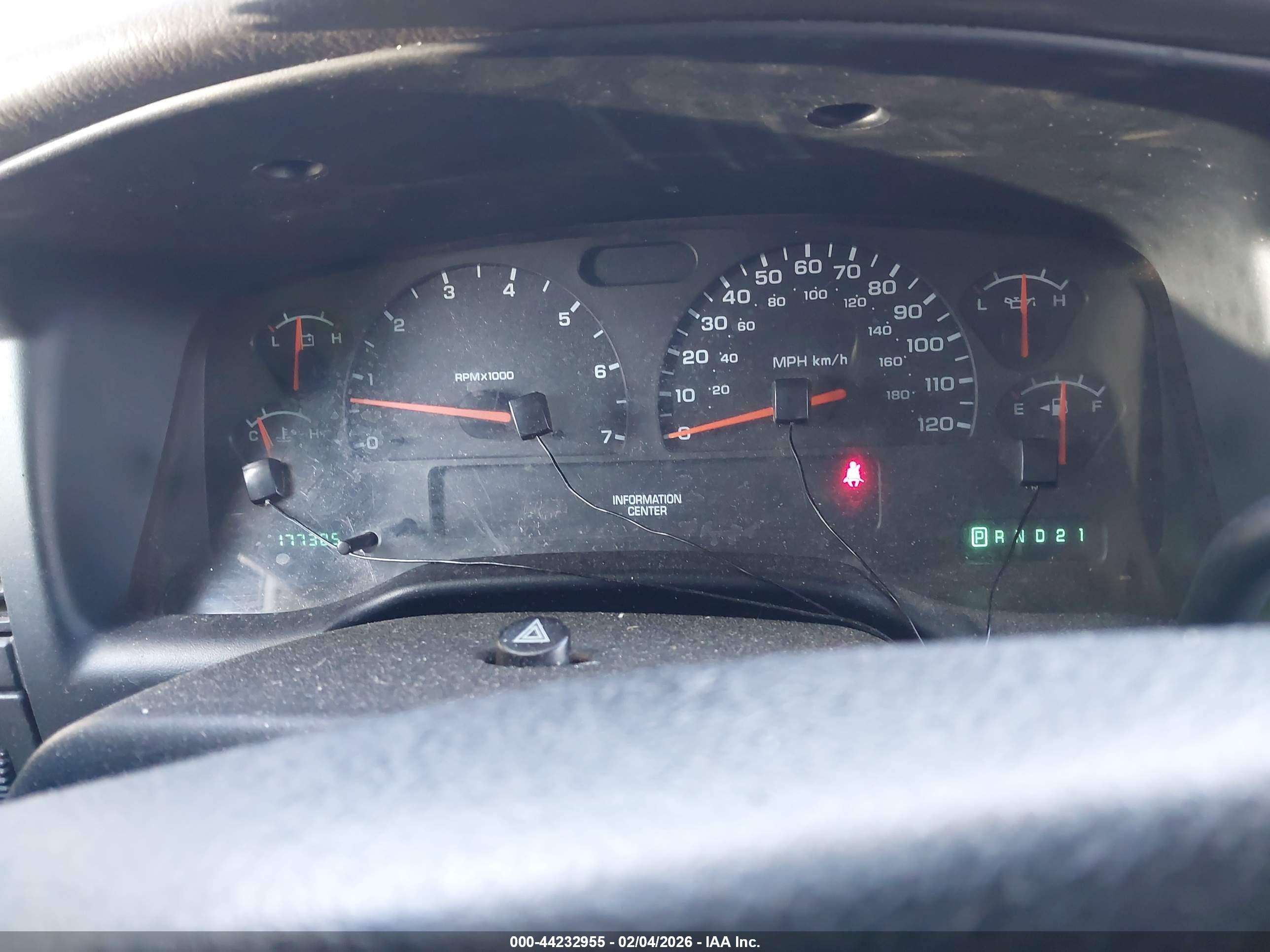 DODGE DAKOTA image 7