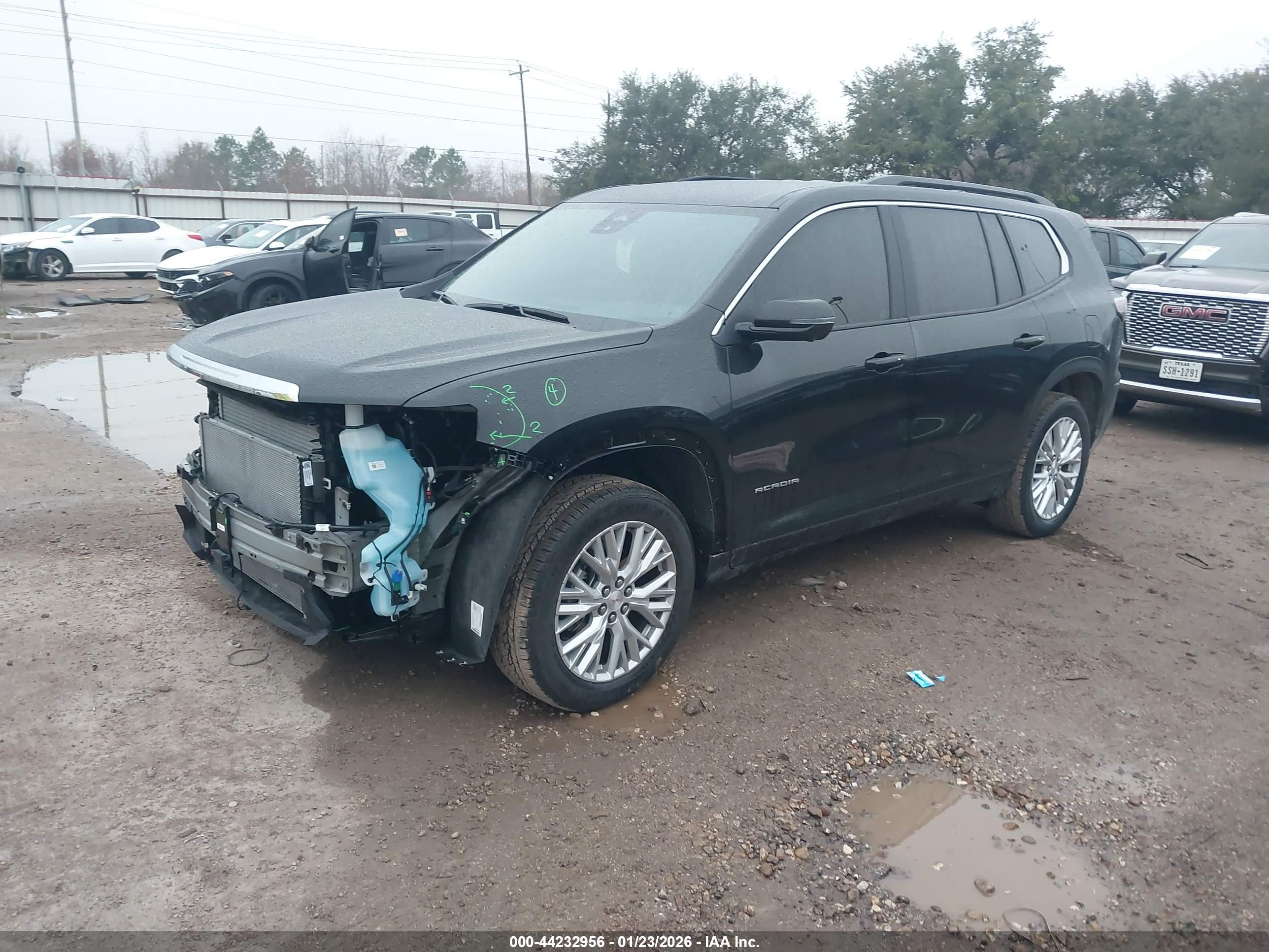 GMC ACADIA image 2