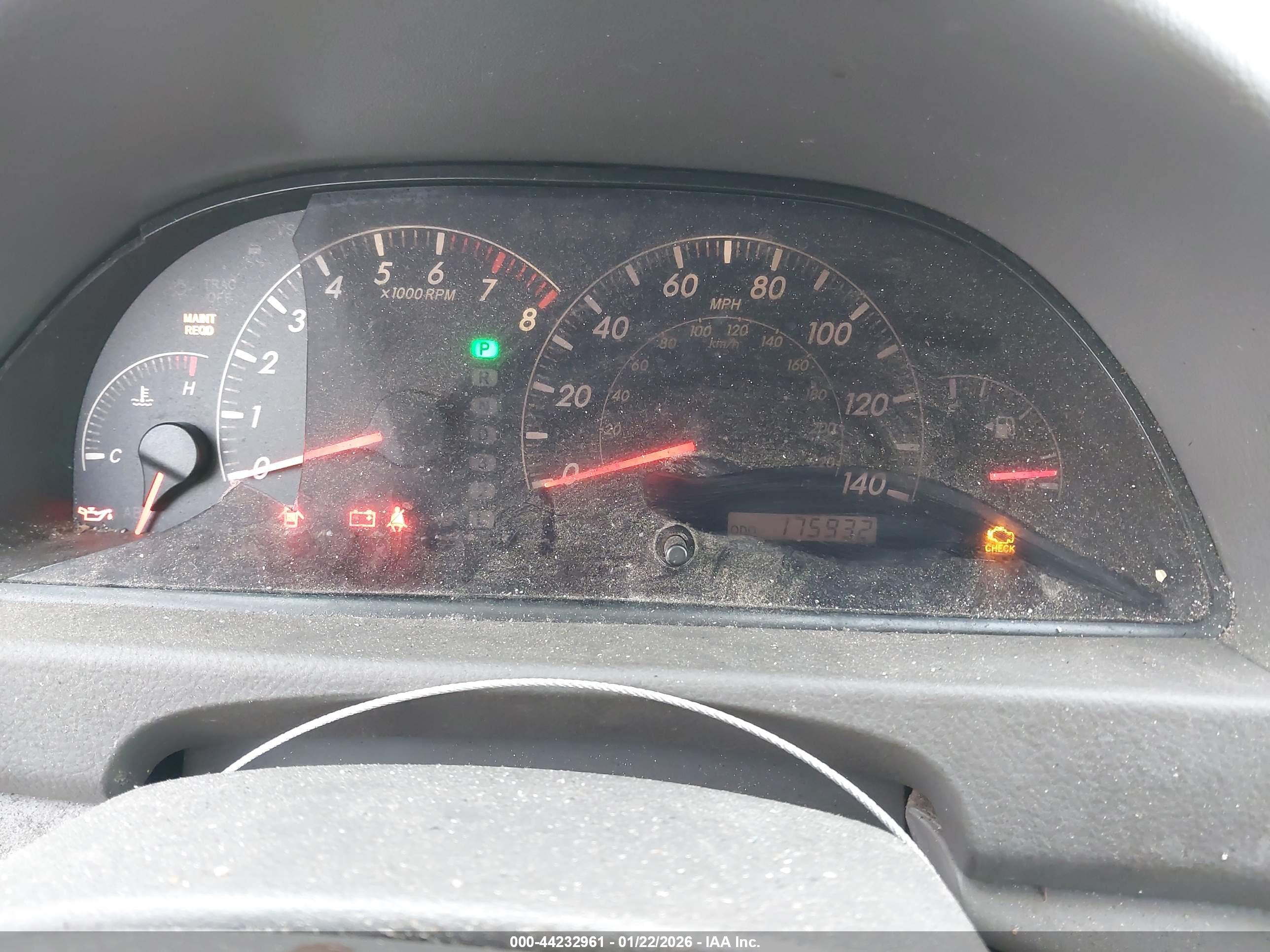 TOYOTA CAMRY image 7