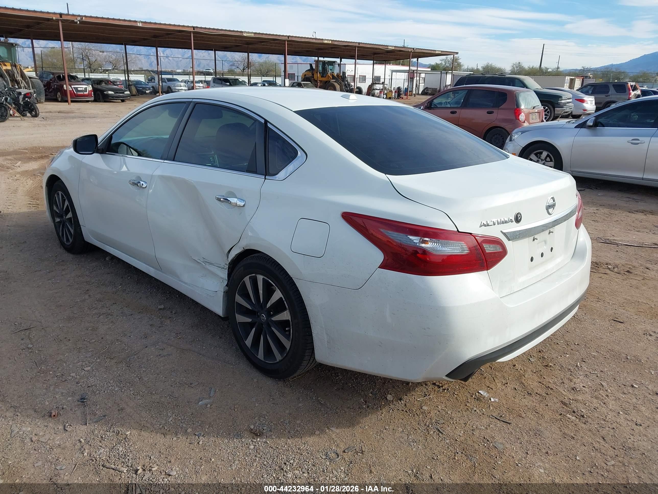 NISSAN ALTIMA image 3
