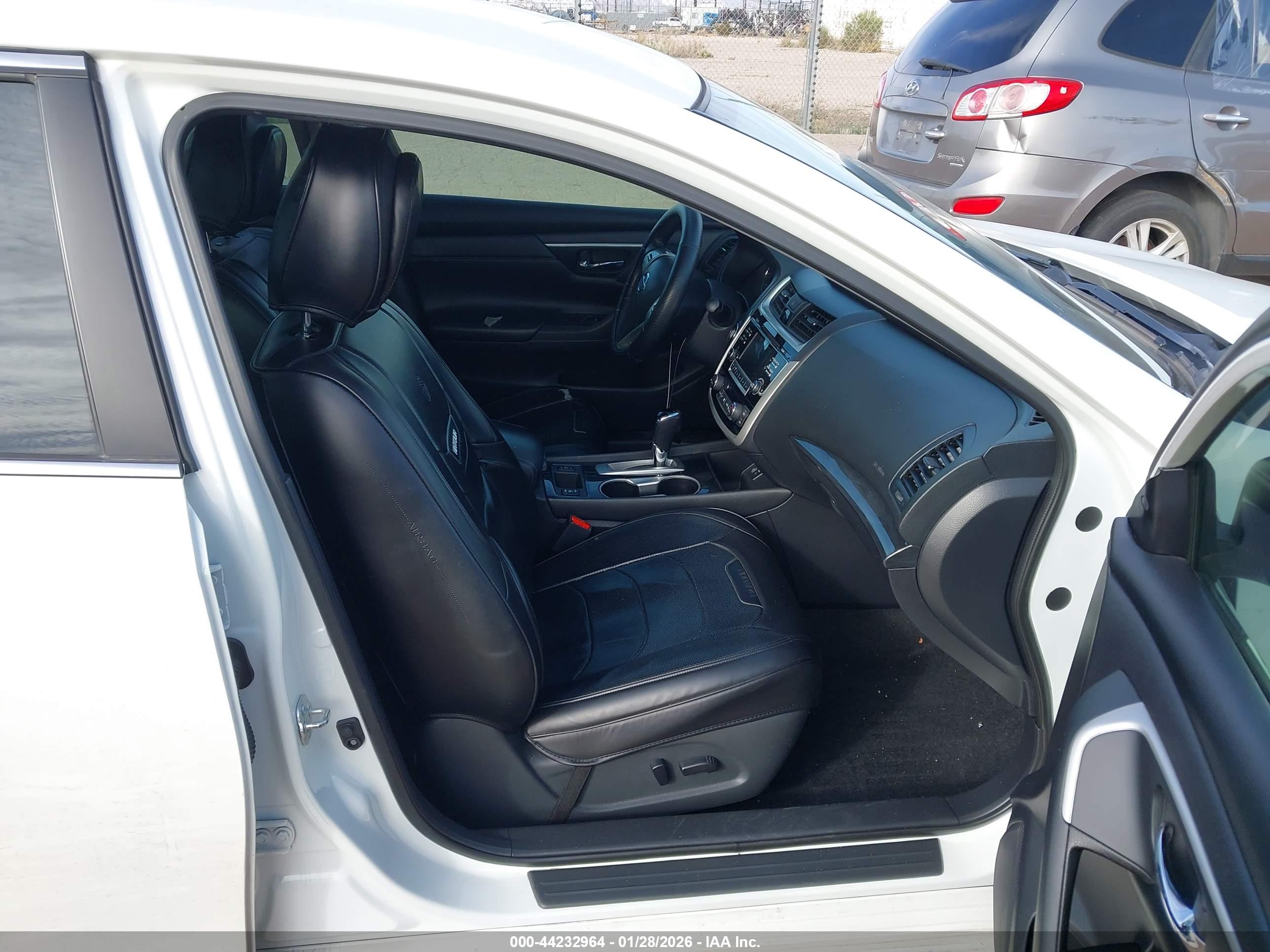 NISSAN ALTIMA image 5