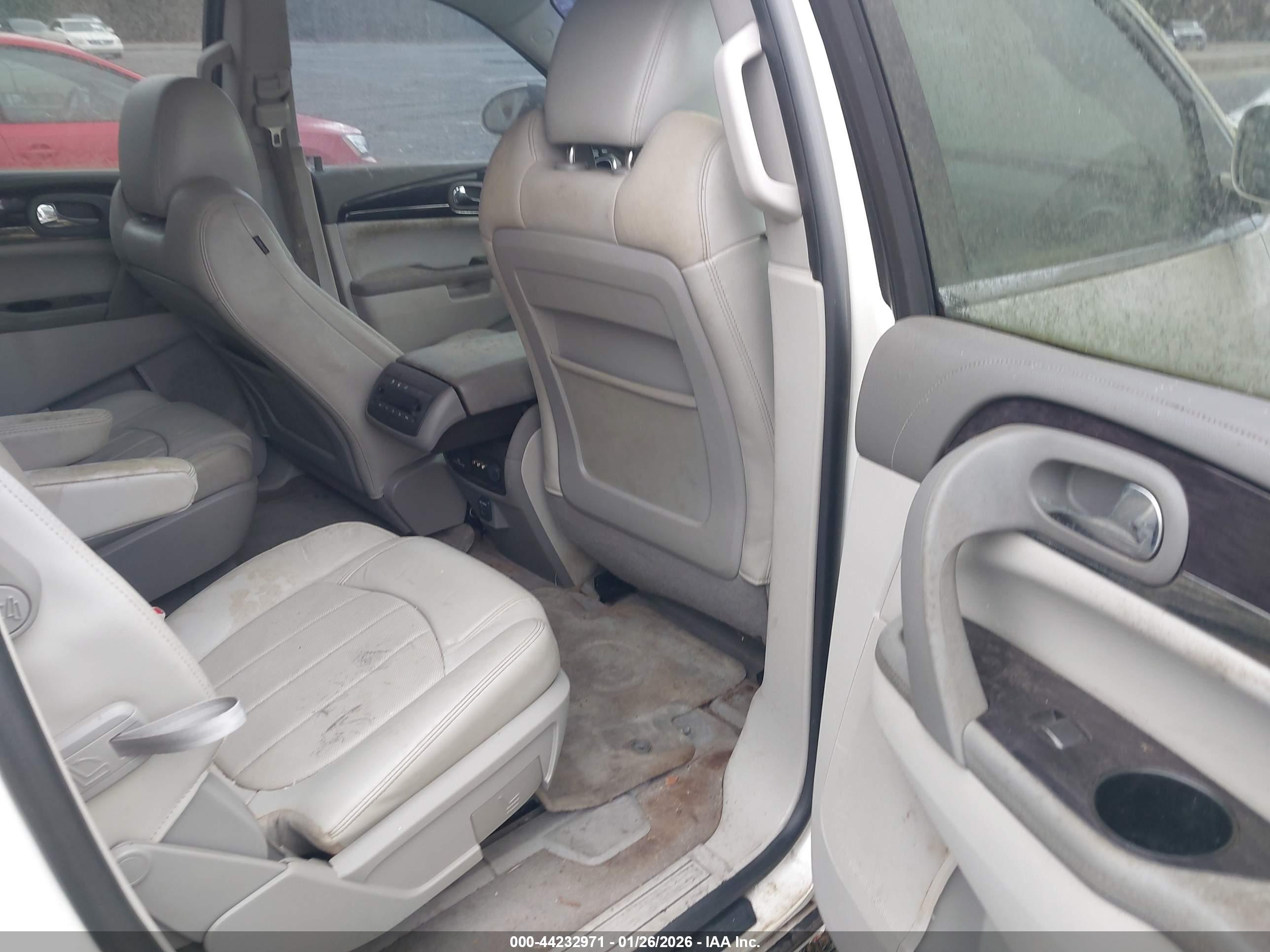 BUICK ENCLAVE image 8