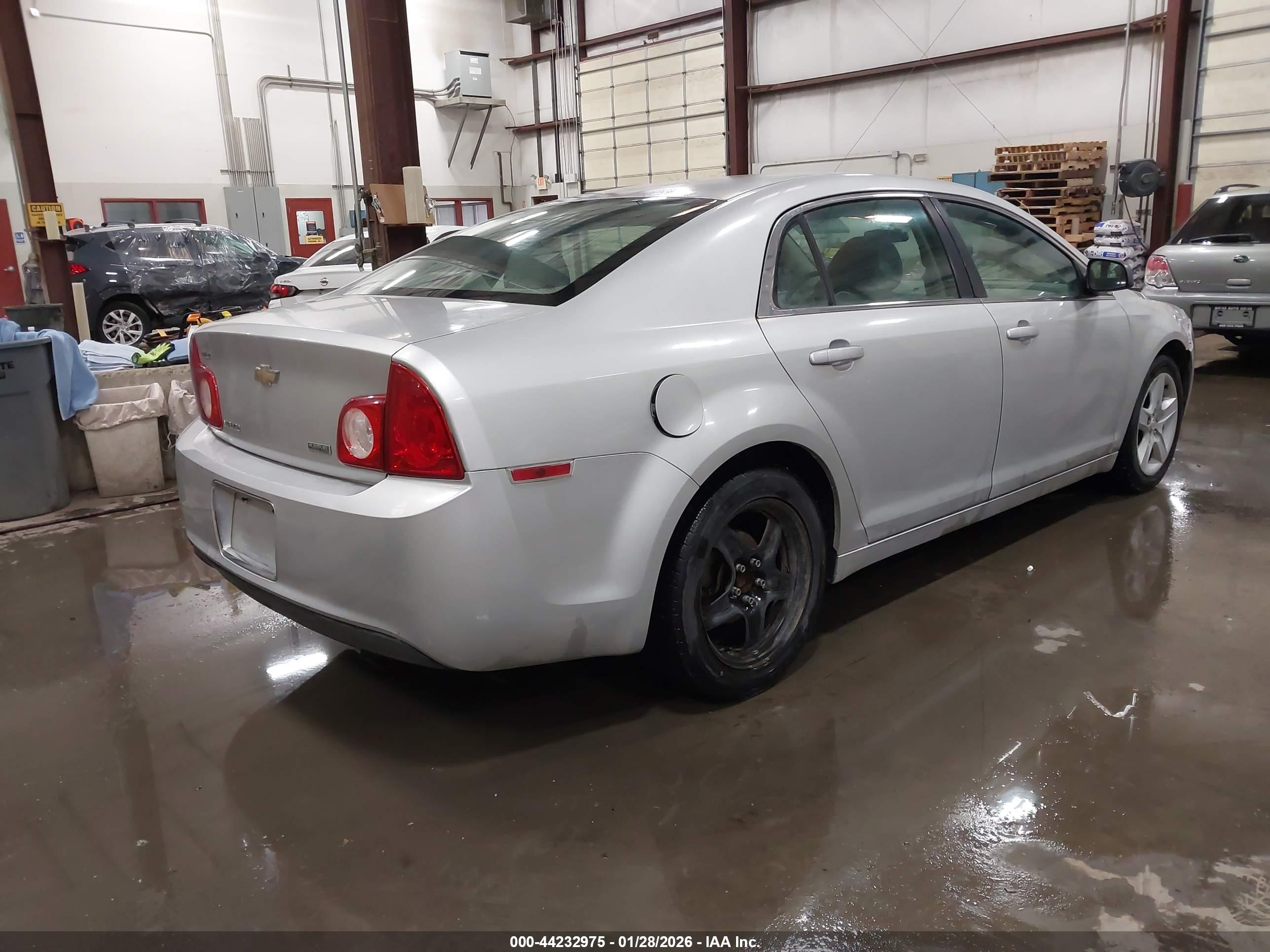 CHEVROLET MALIBU image 4