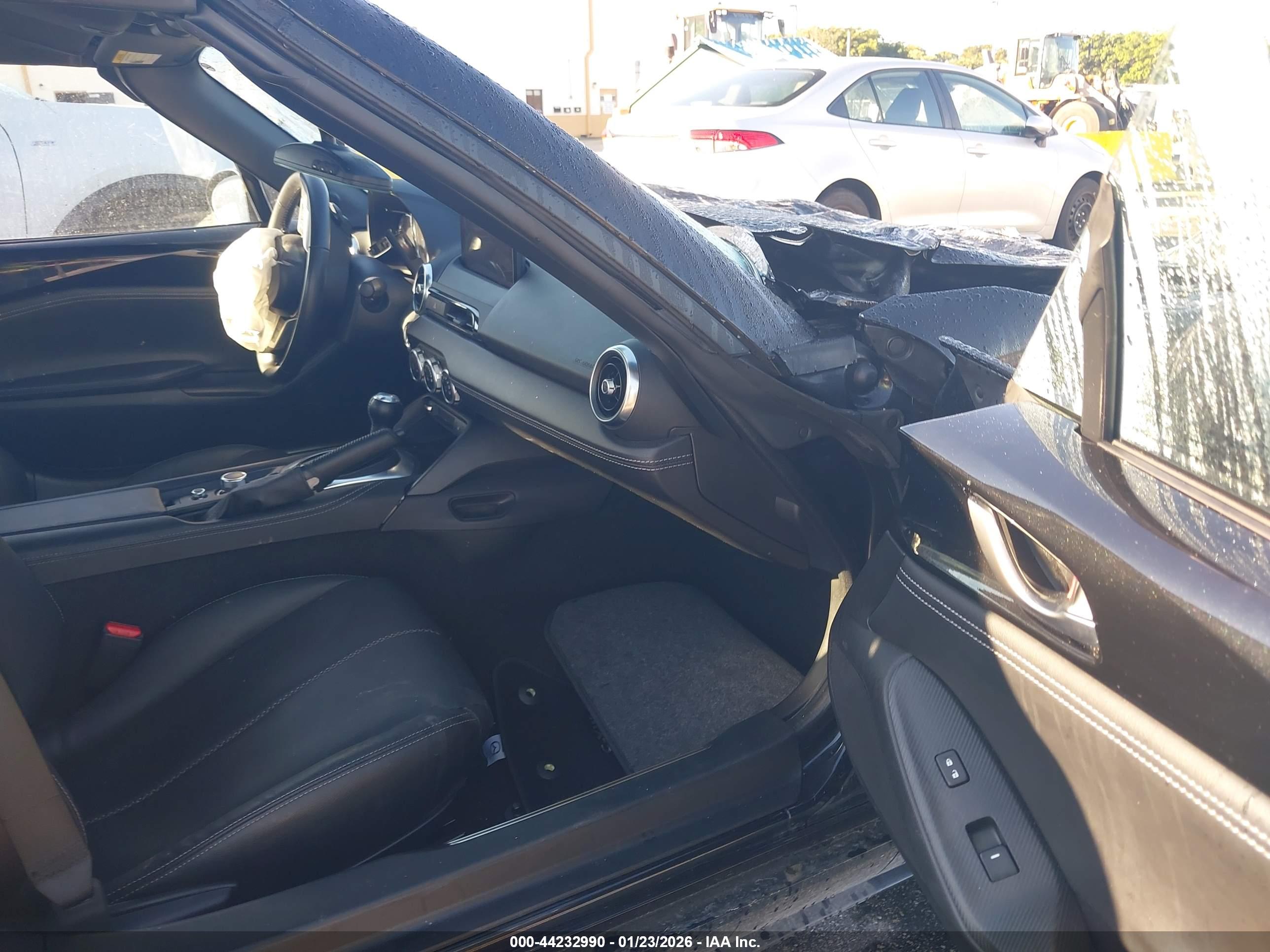MAZDA MX-5 image 5