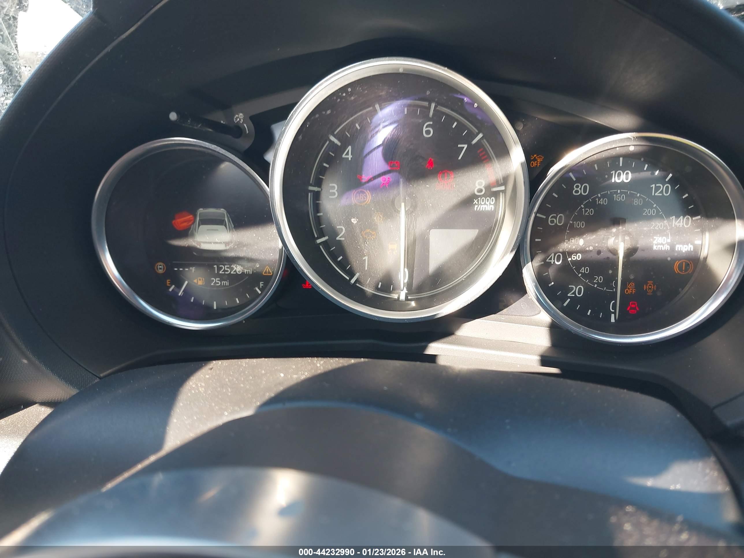 MAZDA MX-5 image 7